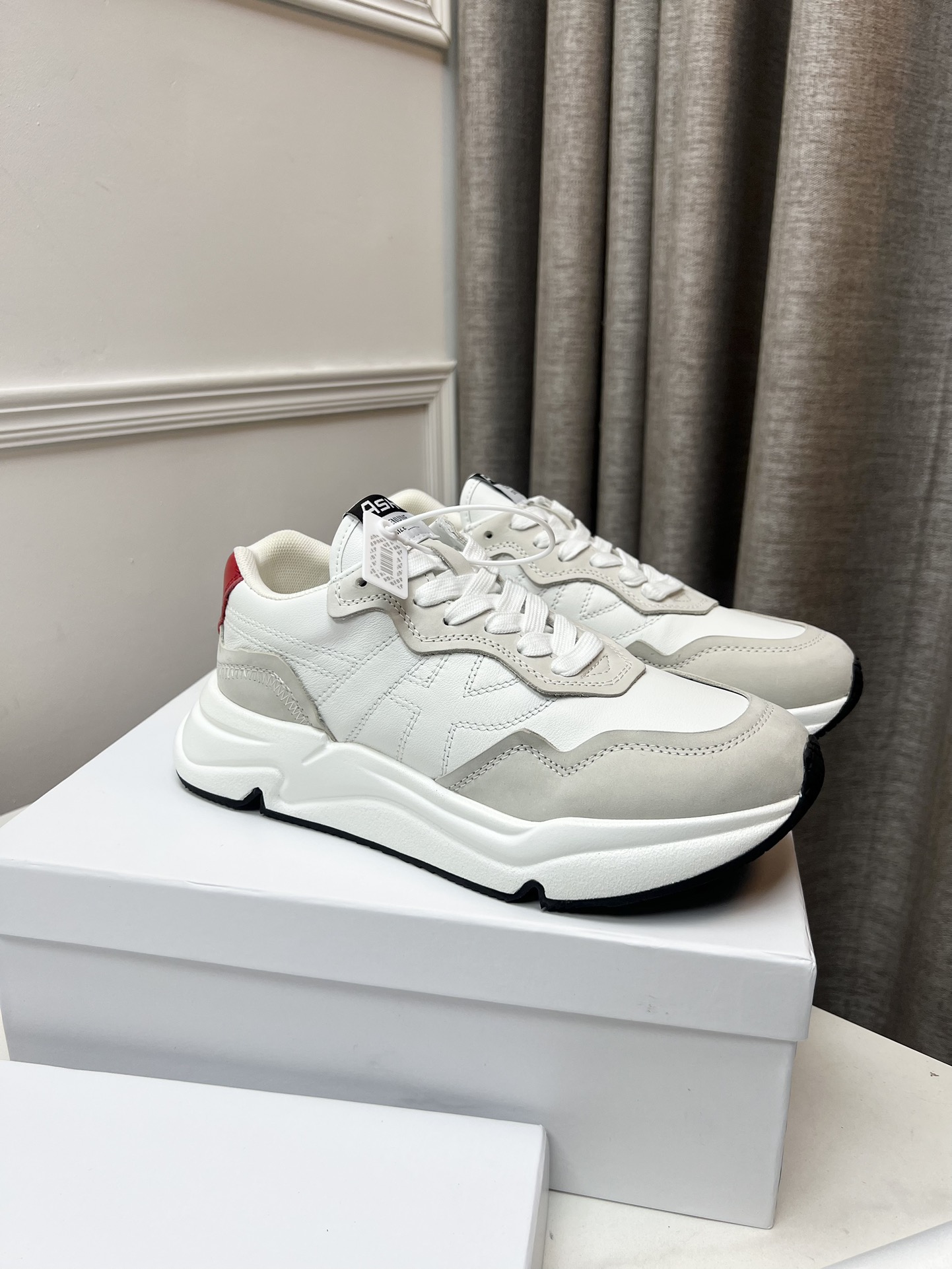 Hermes Female Sneakers Breathable M-s