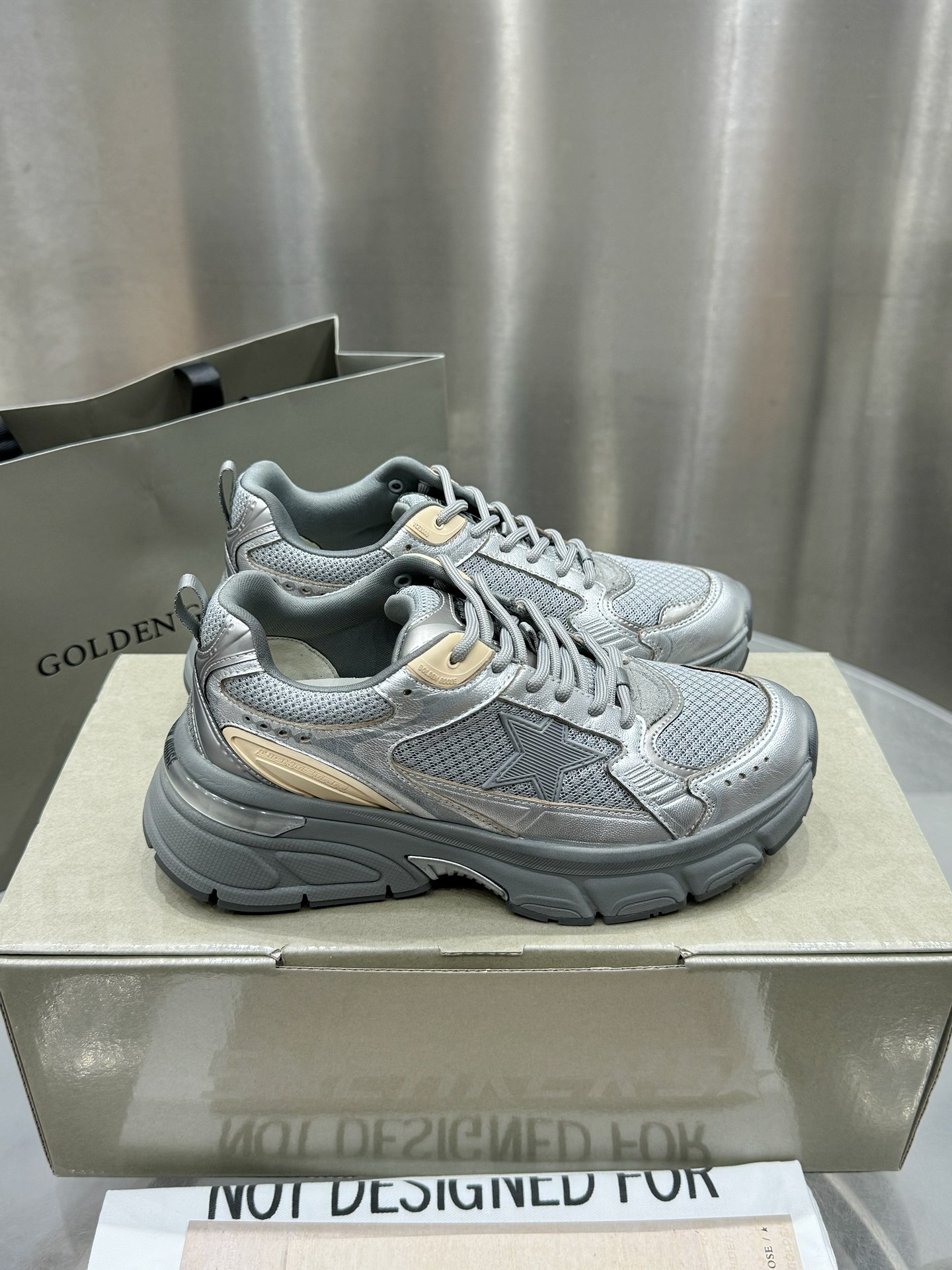 Golden Goose Male Sneakers Breathable M-l-s