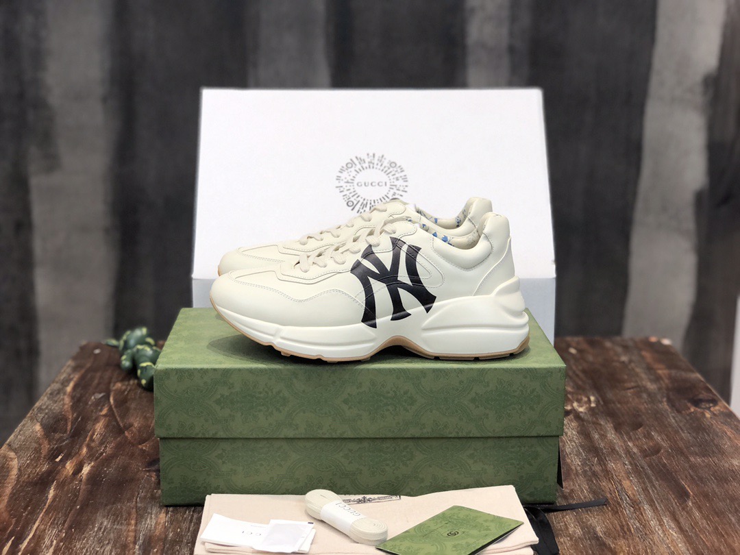 Gucci Sneakers M-s