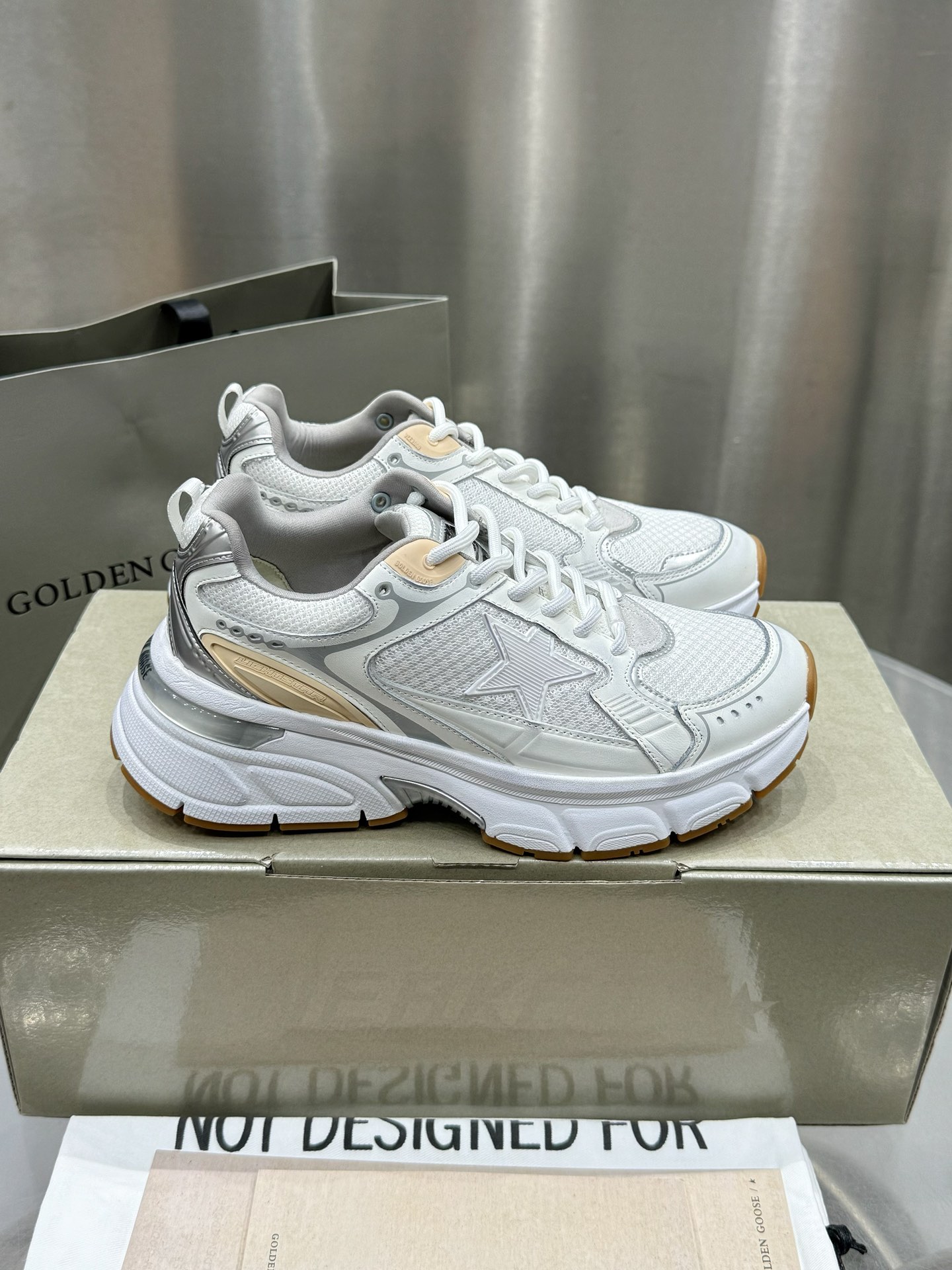 Golden Goose Male Sneakers Breathable M-l-s