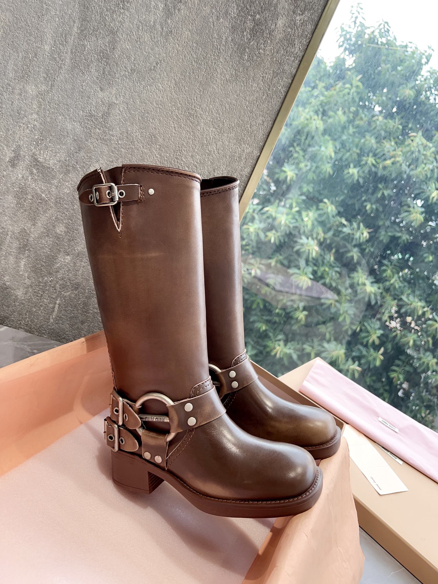 Miu Miu Basic Shoes M