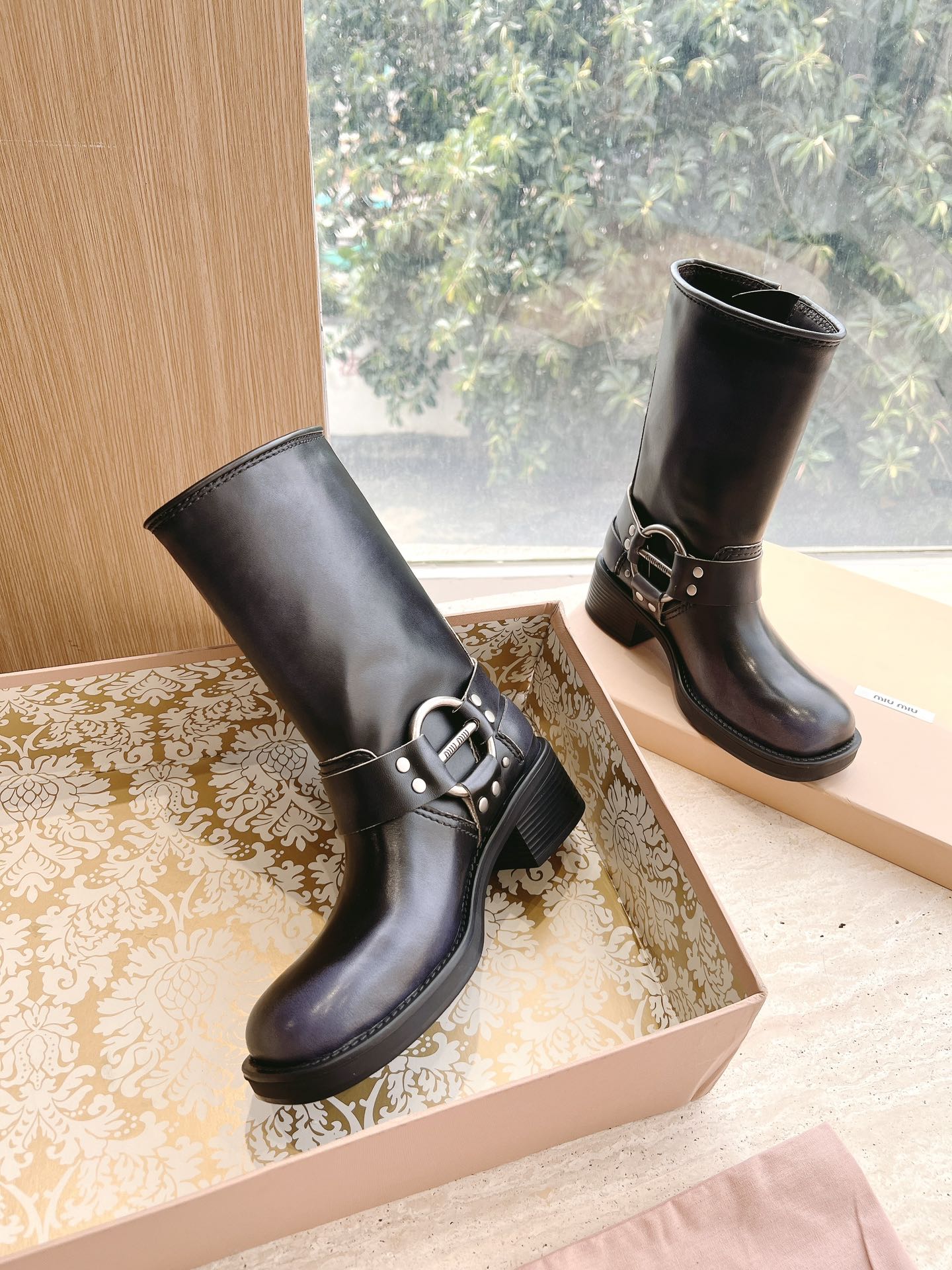 Miu Miu Basic Shoes M