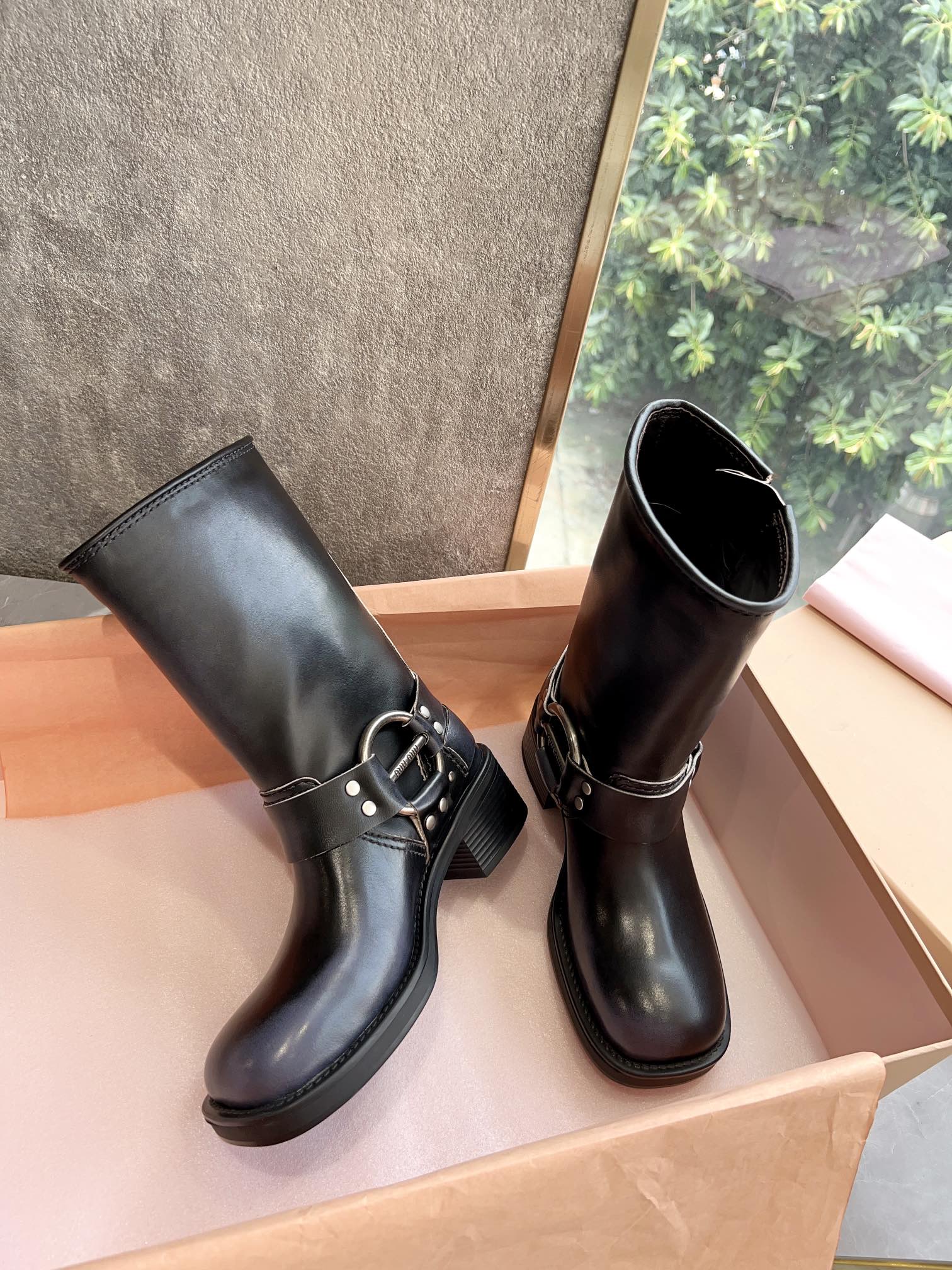 Miu Miu Basic Shoes M