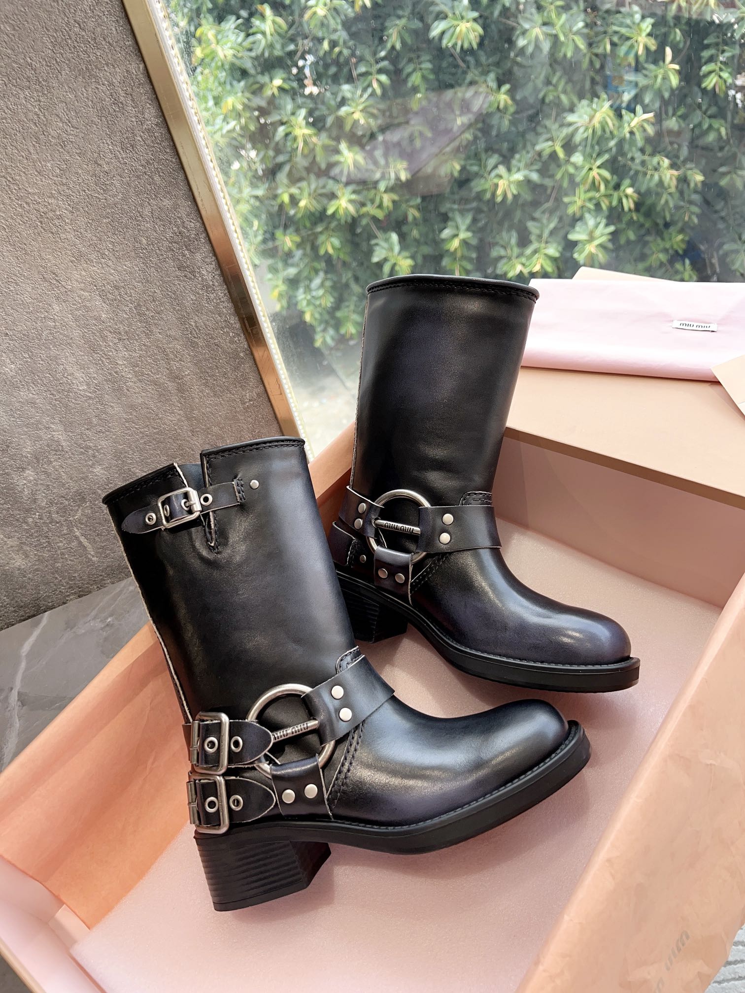 Miu Miu Basic Shoes M