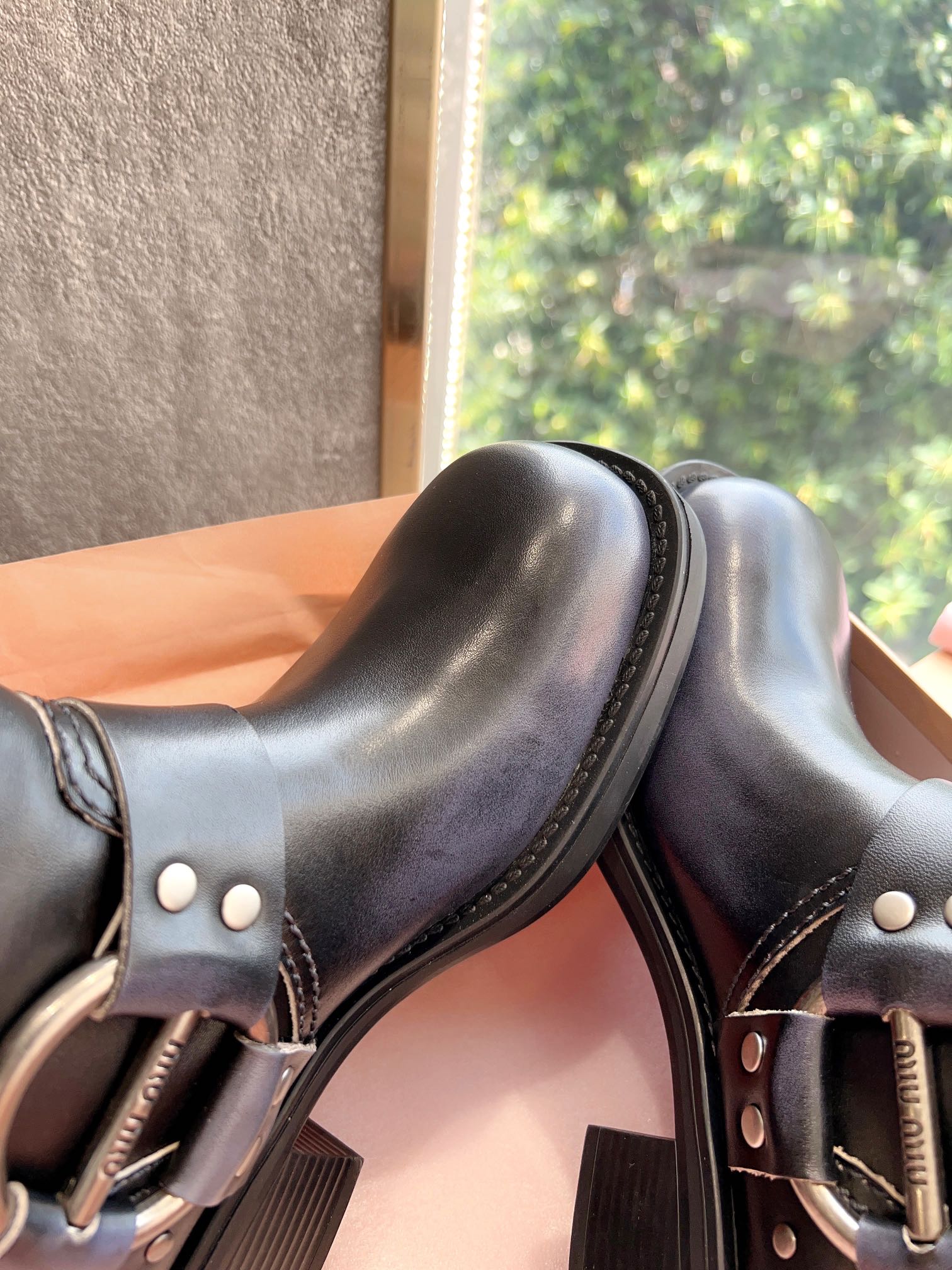 Miu Miu Basic Shoes M