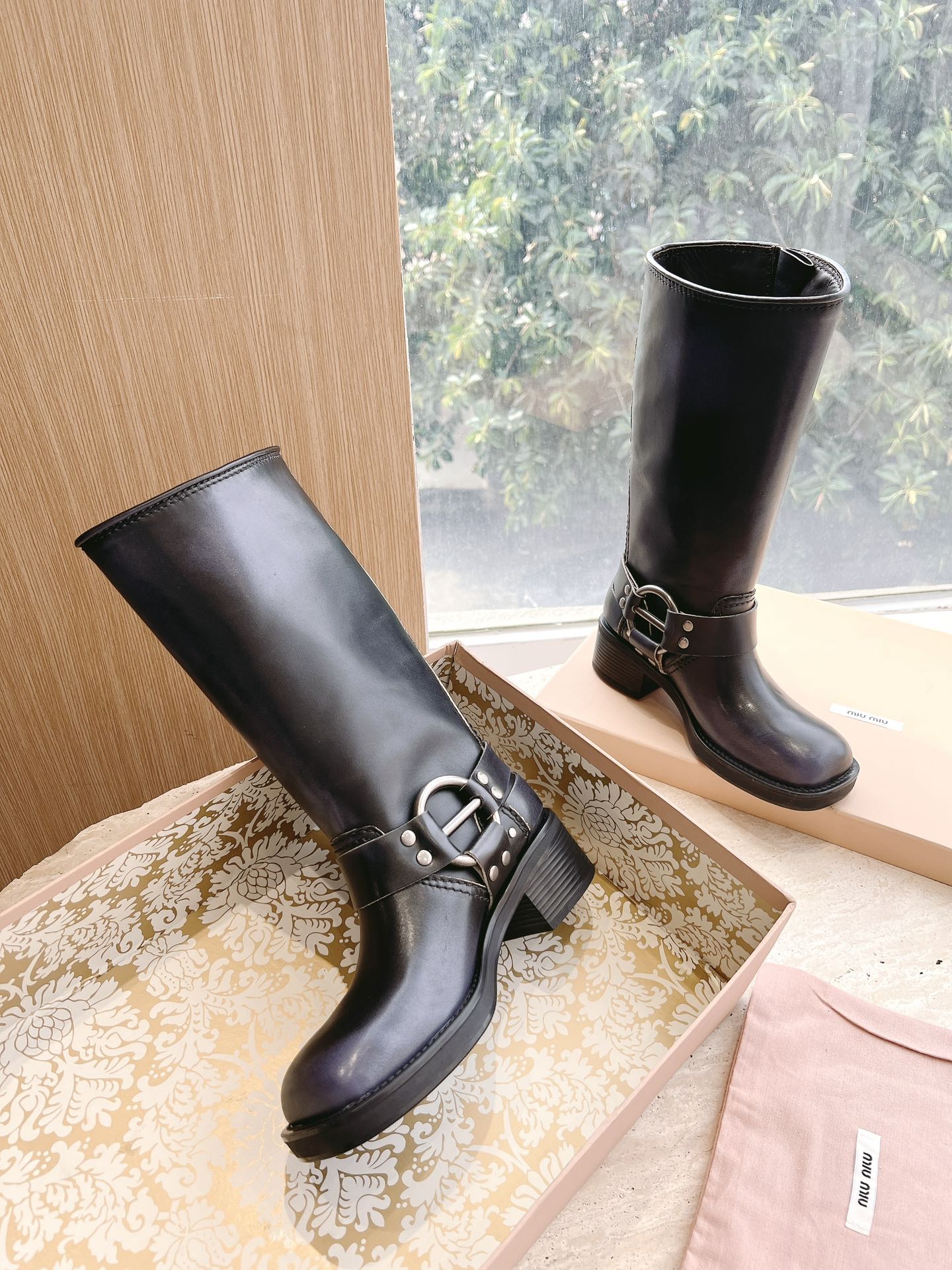 Miu Miu Basic Shoes M