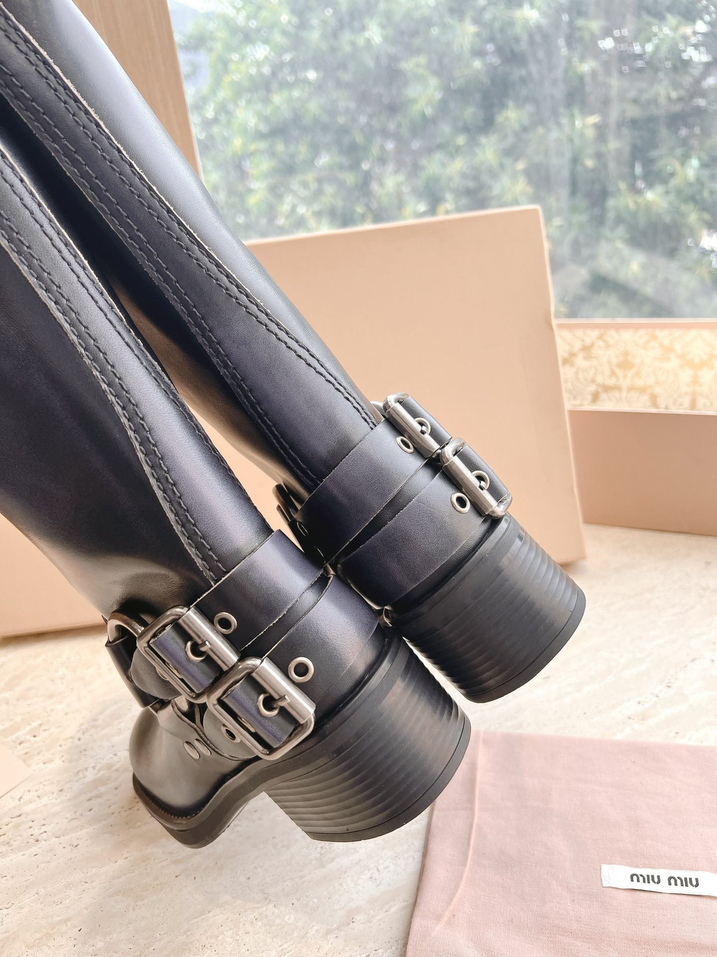 Miu Miu Basic Shoes M
