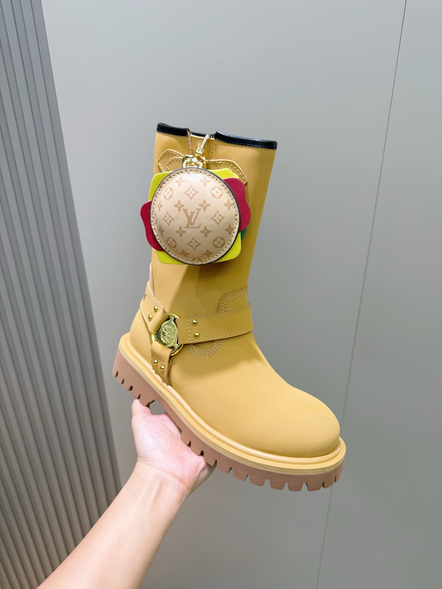 Louis Vuitton Timberland Male Basic Shoes M-l