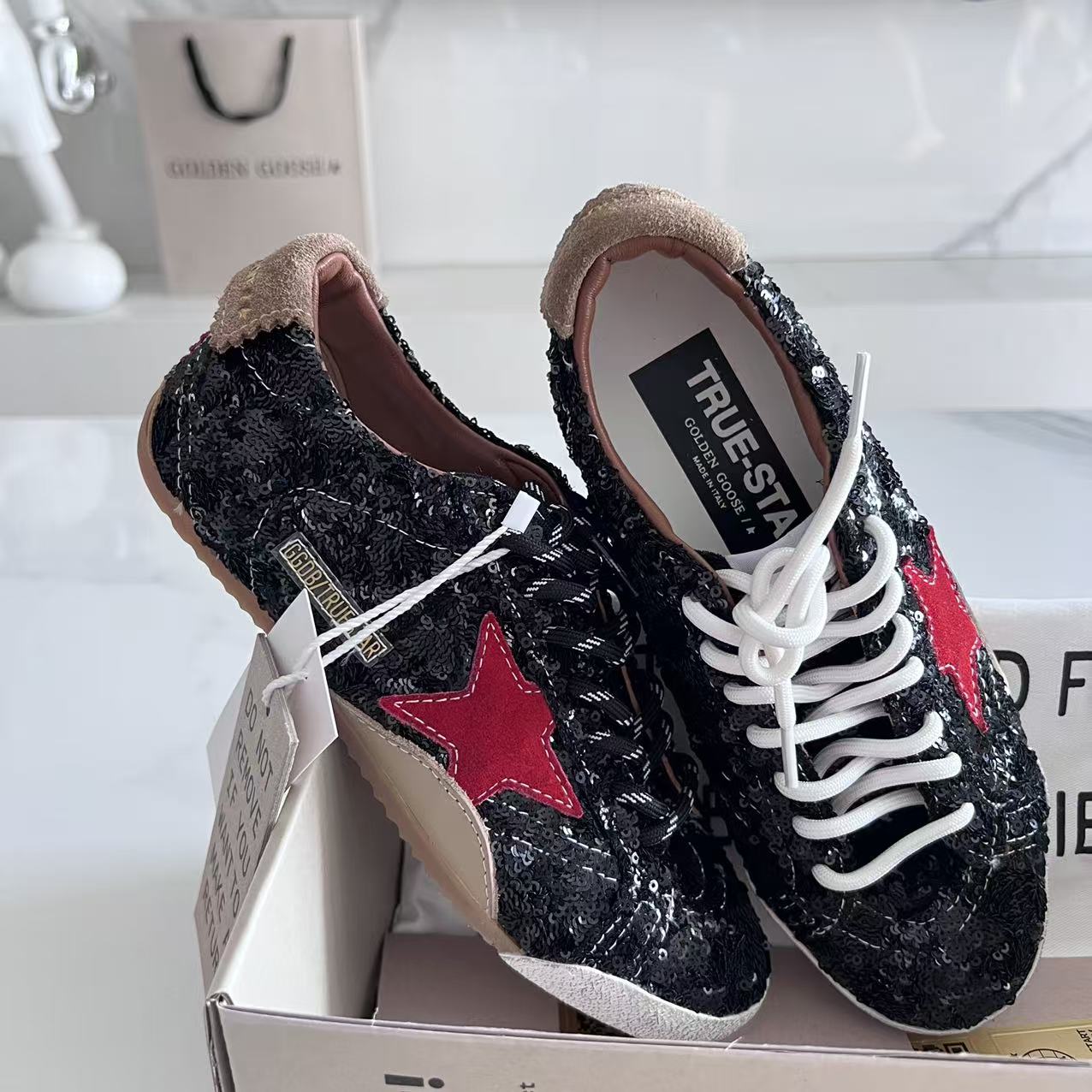 Golden Goose Basic Shoes S