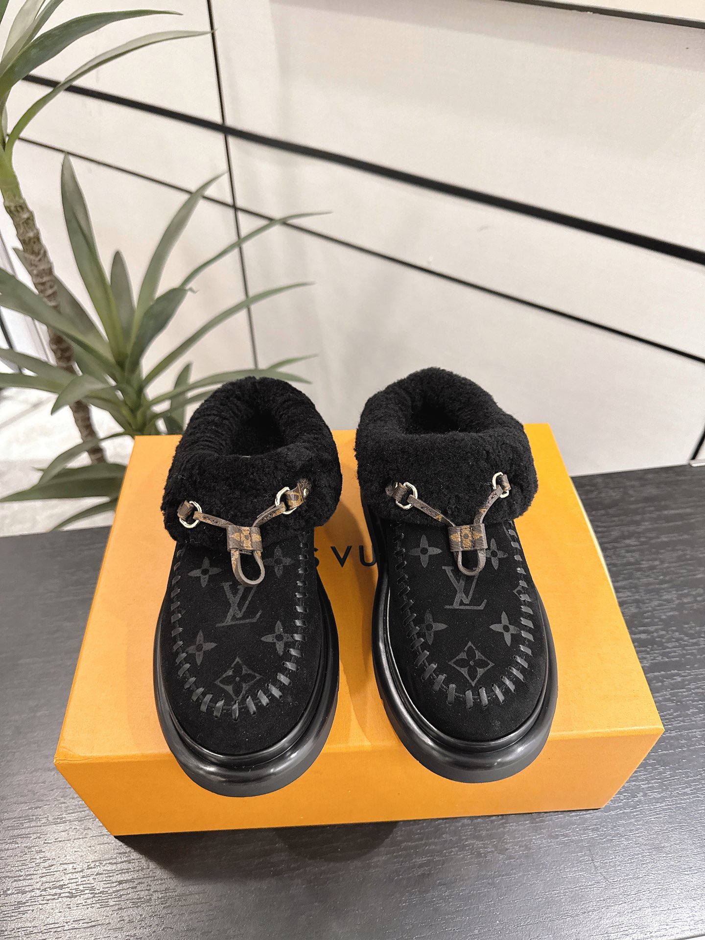 Louis Vuitton Boots M-l-s