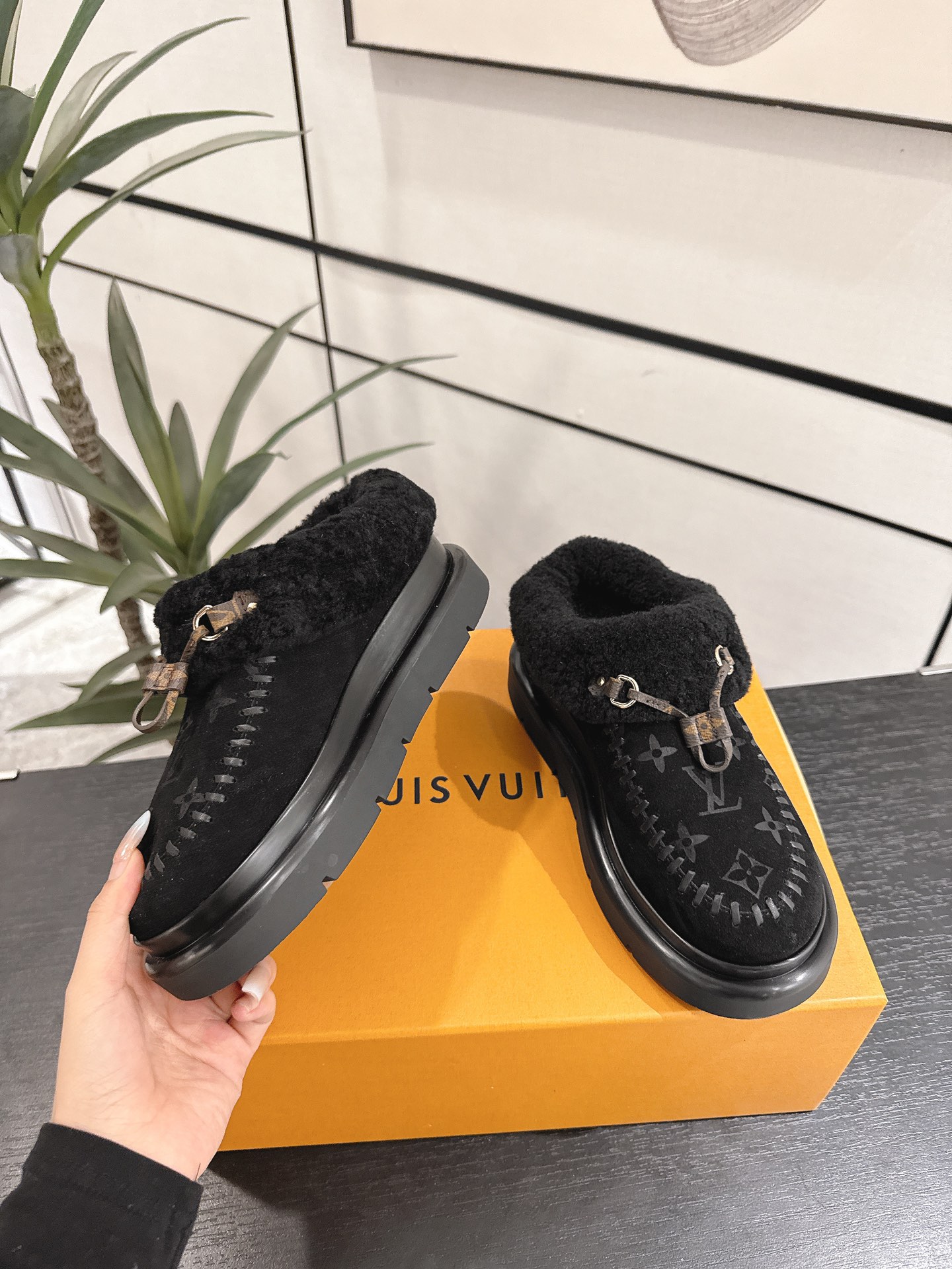 Louis Vuitton Boots M-l-s