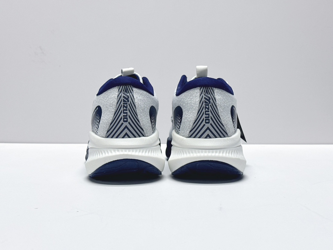 Basic Shoes M-l-s