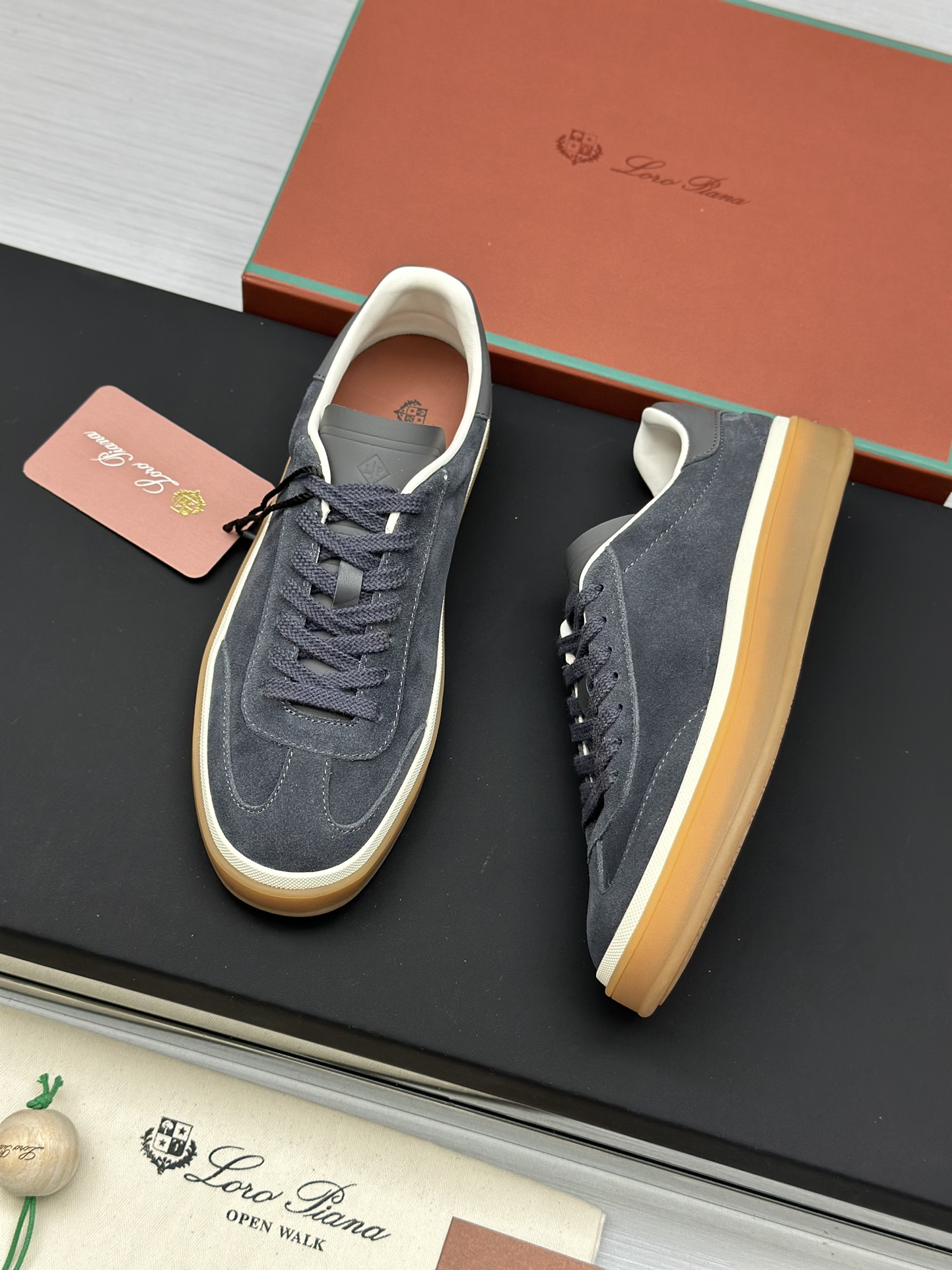 Couple Board Shoes L-s