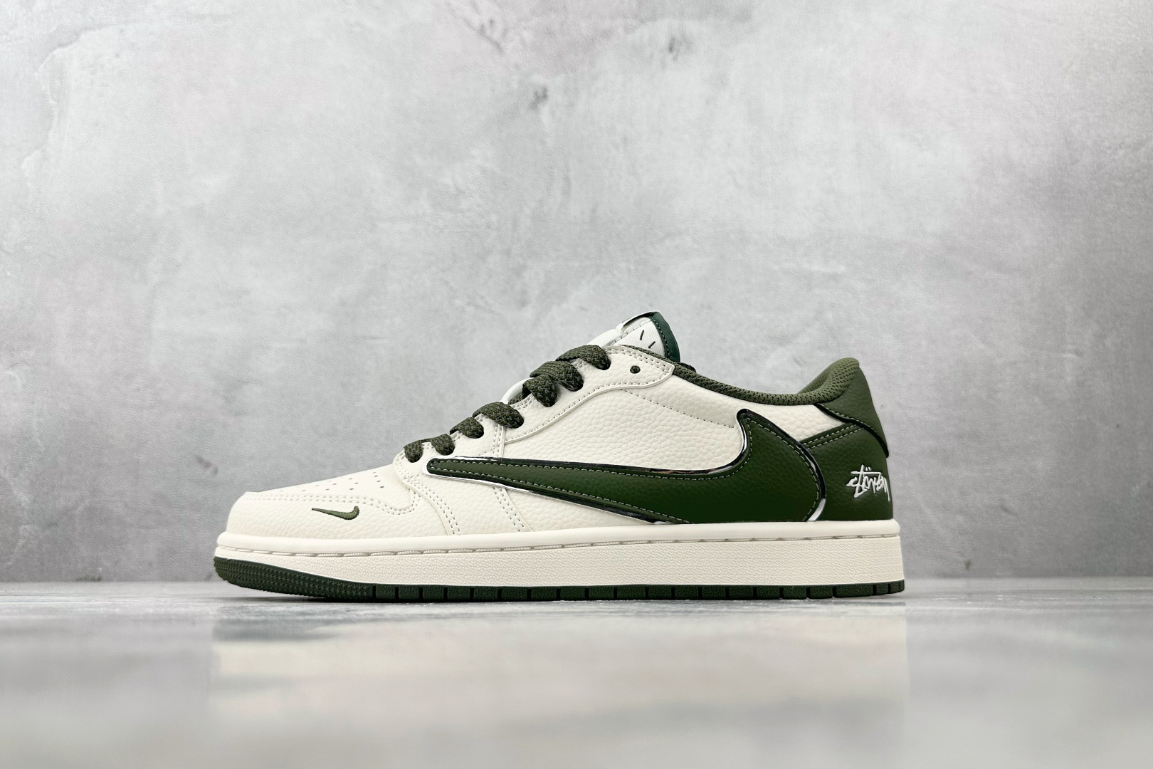 Jordan Nike Basic Shoes L-s