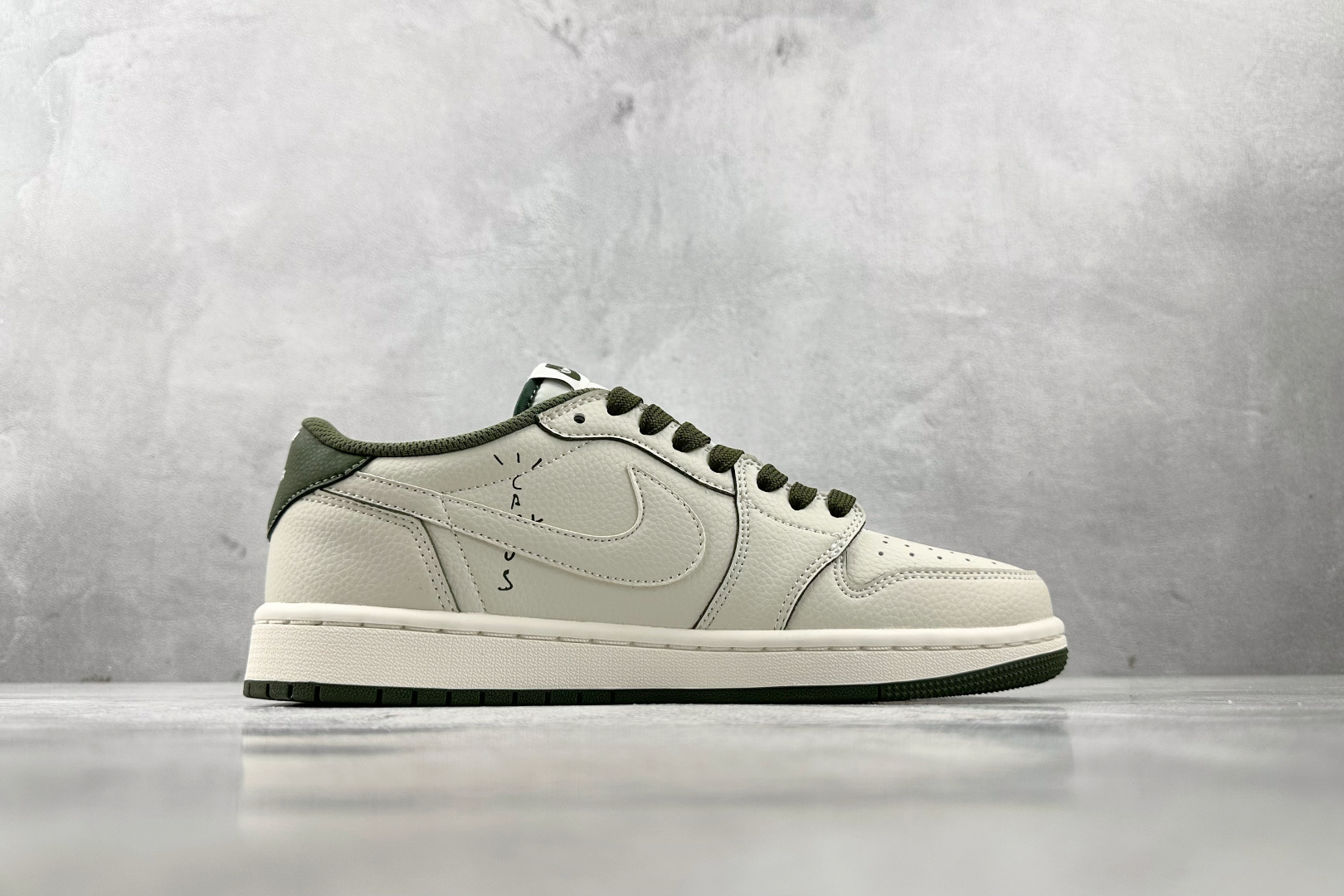Jordan Nike Basic Shoes L-s