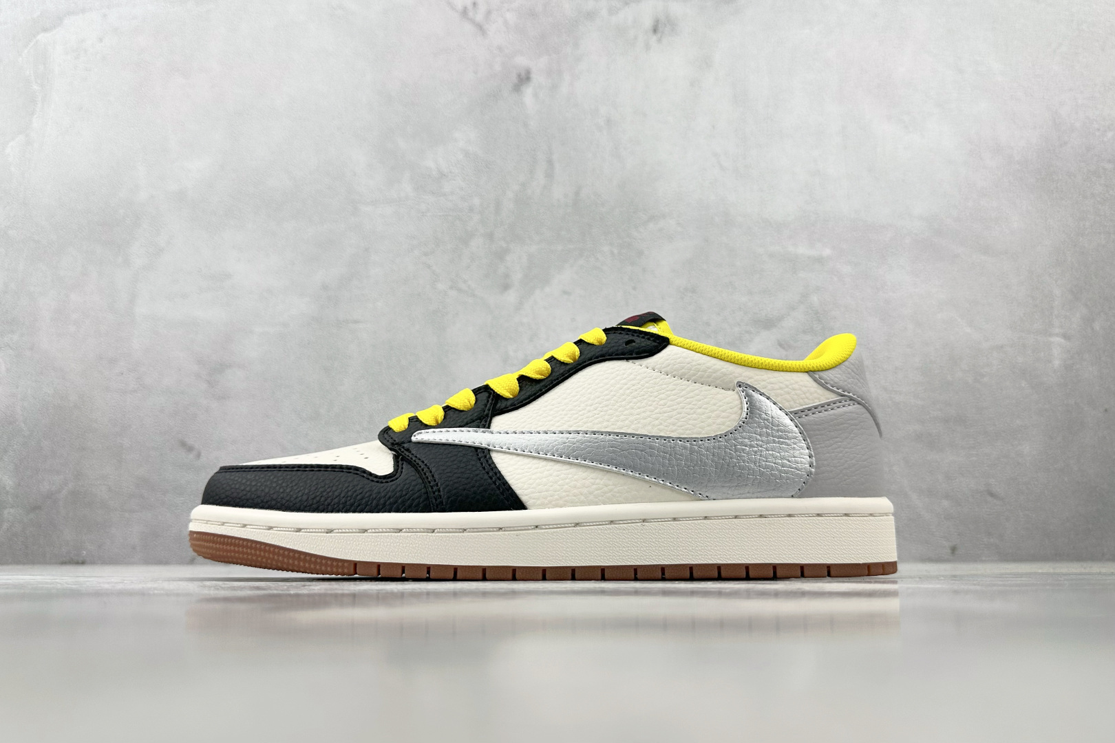 Jordan Nike Basic Shoes L-s