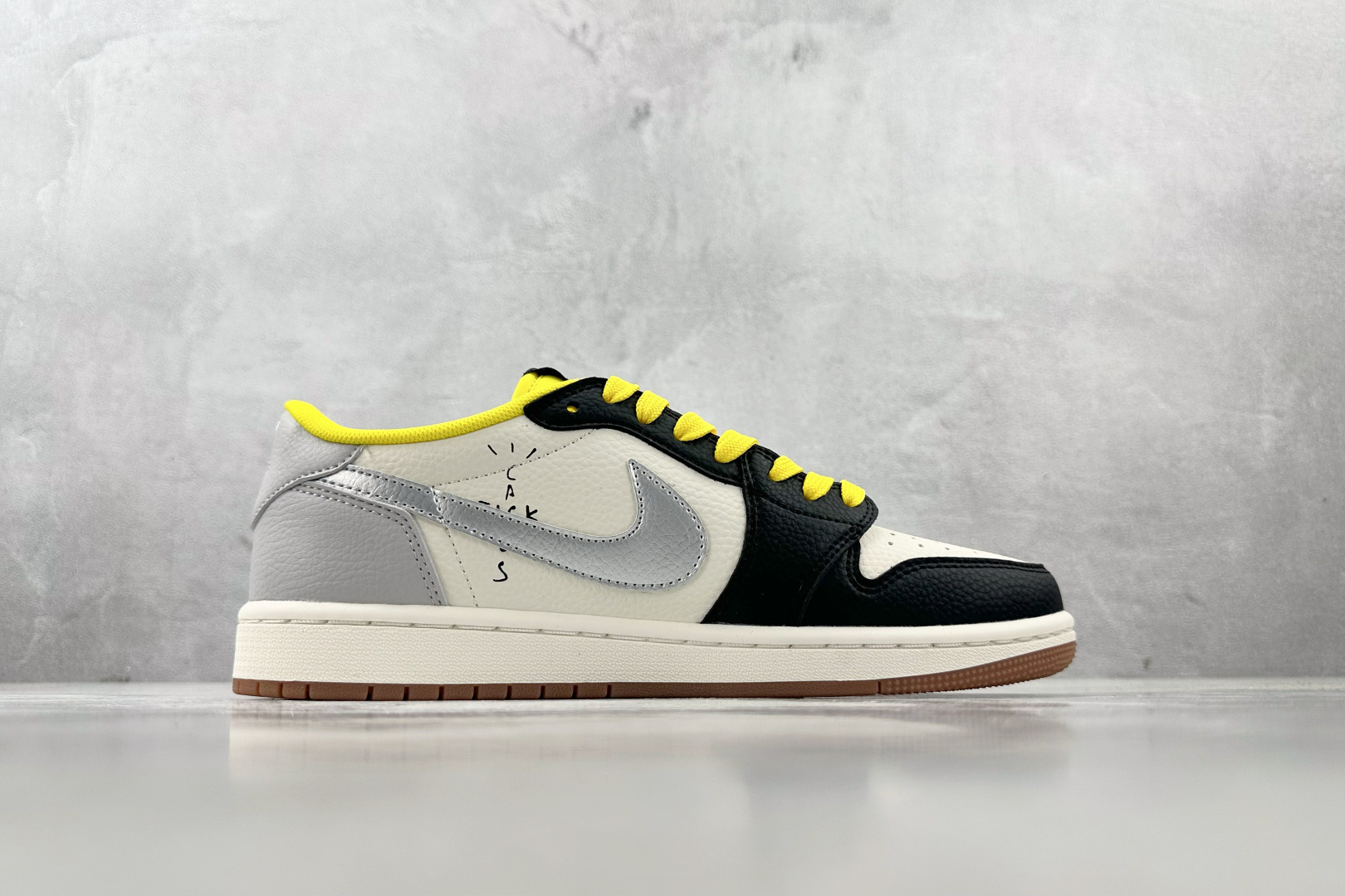 Jordan Nike Basic Shoes L-s