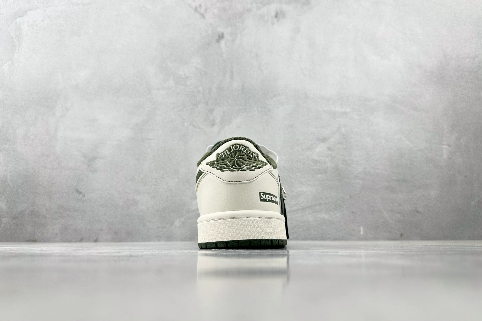 Jordan Nike Basic Shoes L-s