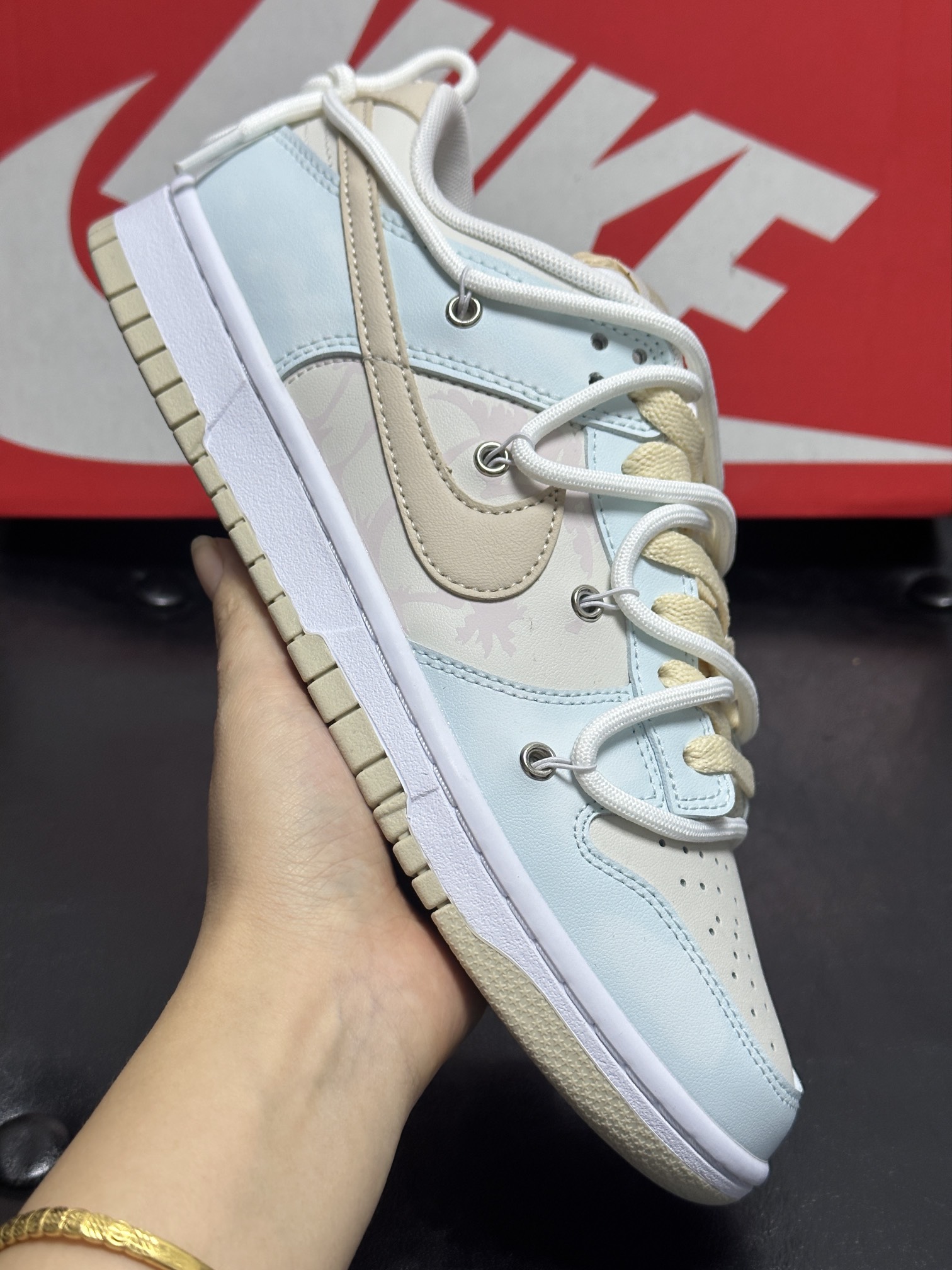 Nike Board Shoes L