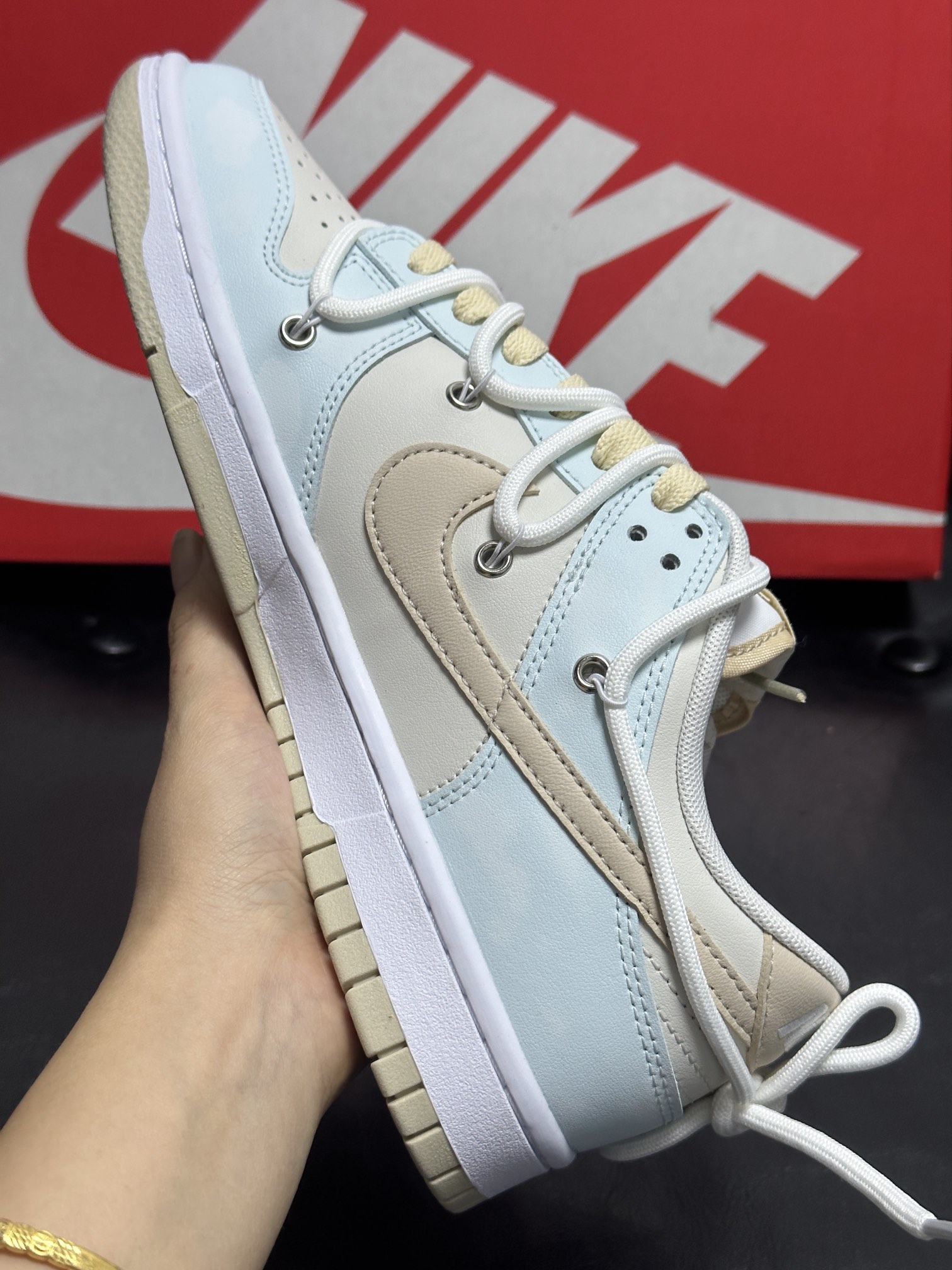 Nike Board Shoes L