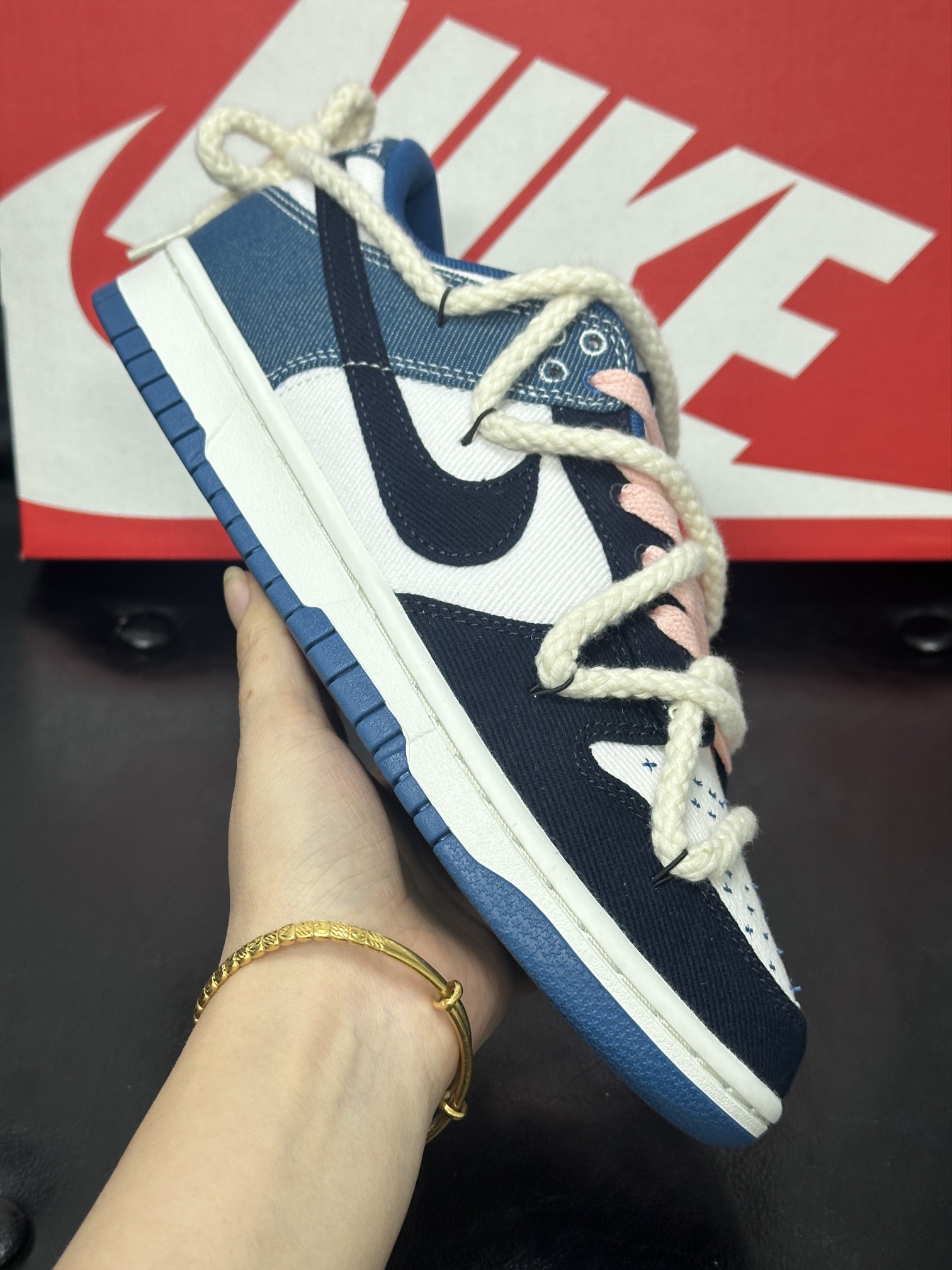 Nike Board Shoes L