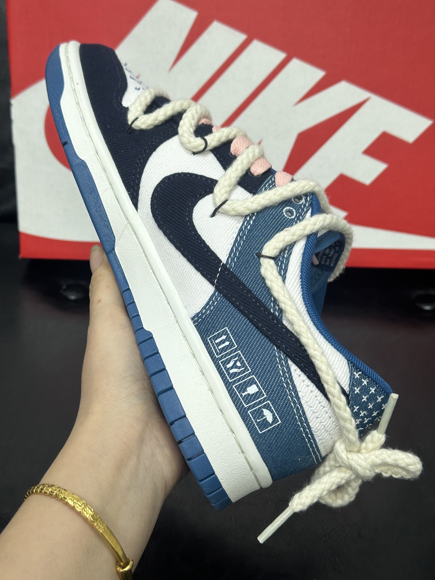 Nike Board Shoes L