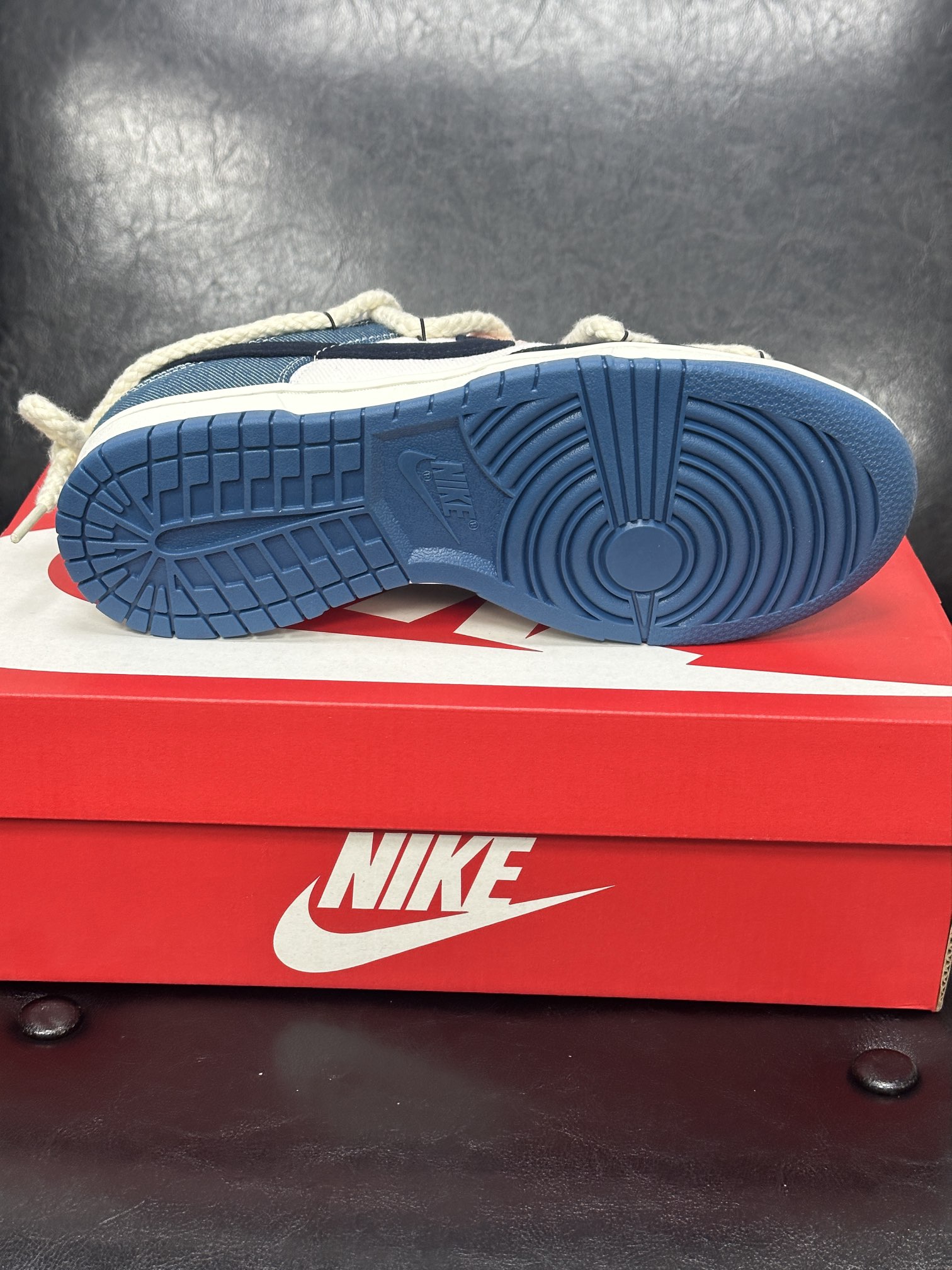 Nike Board Shoes L