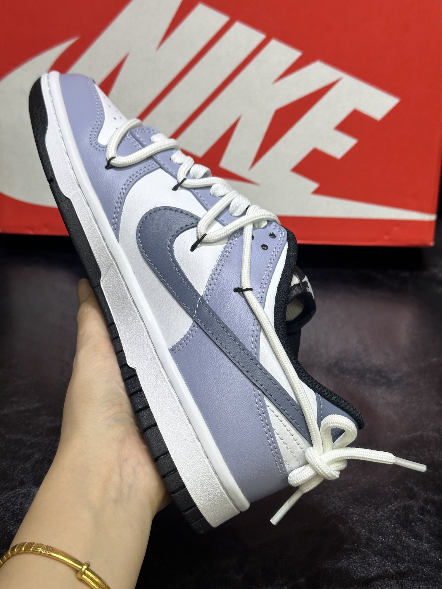 Nike Board Shoes L
