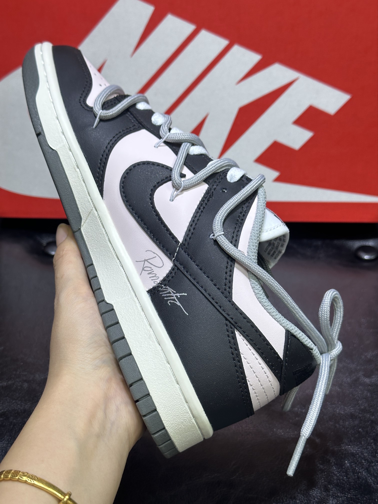 Nike Female Board Shoes L