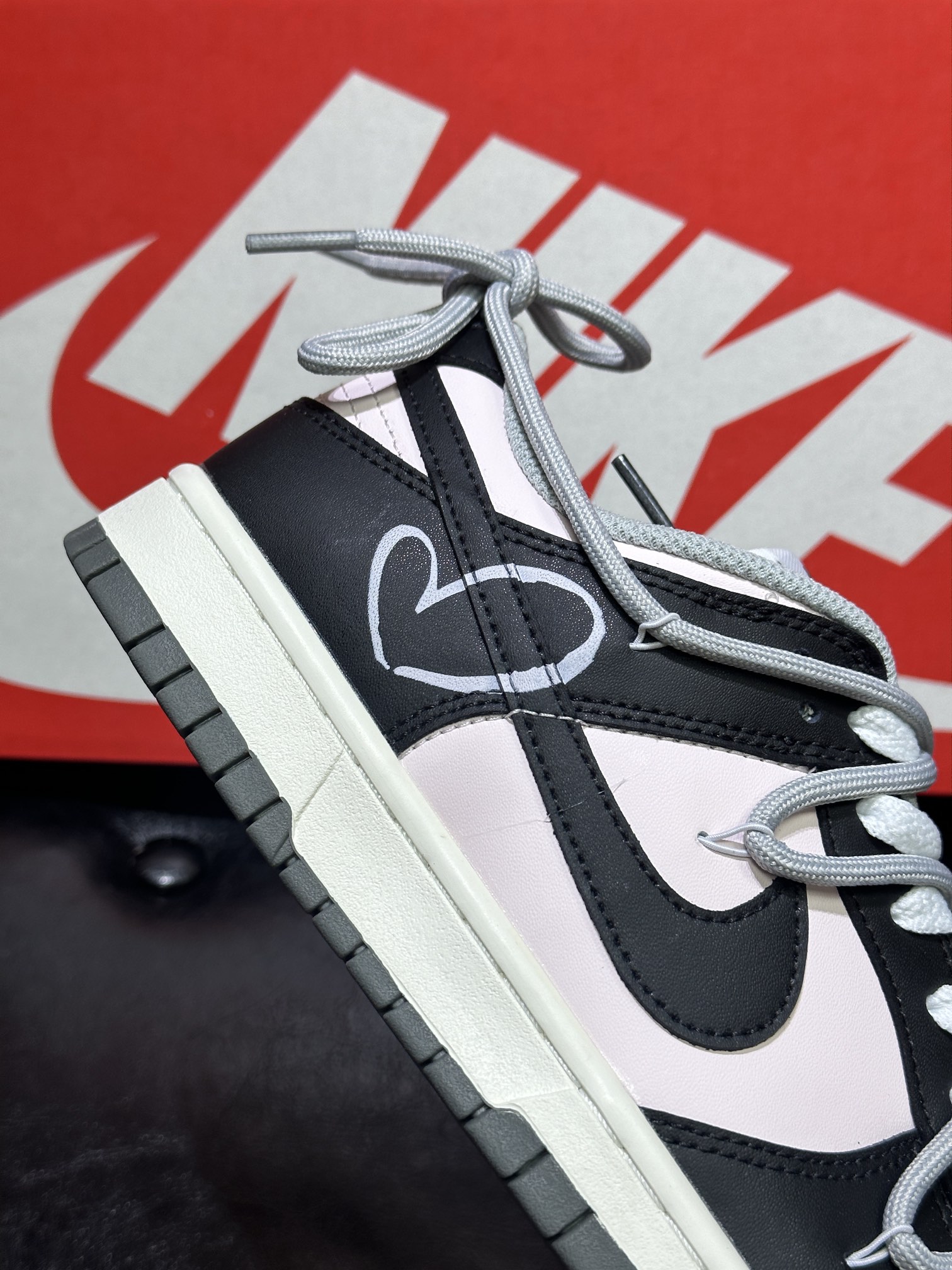 Nike Female Board Shoes L