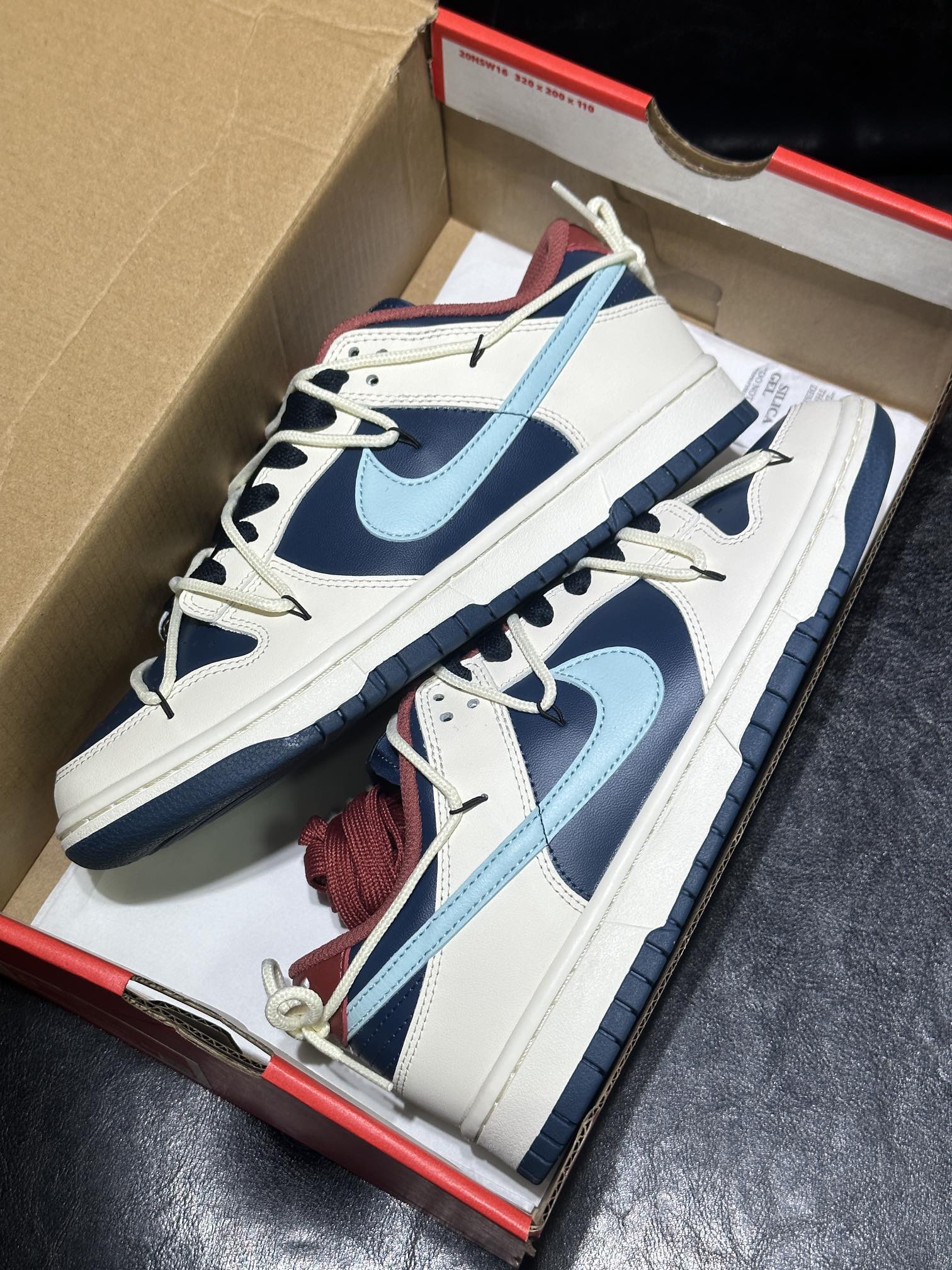 Nike Female Board Shoes L