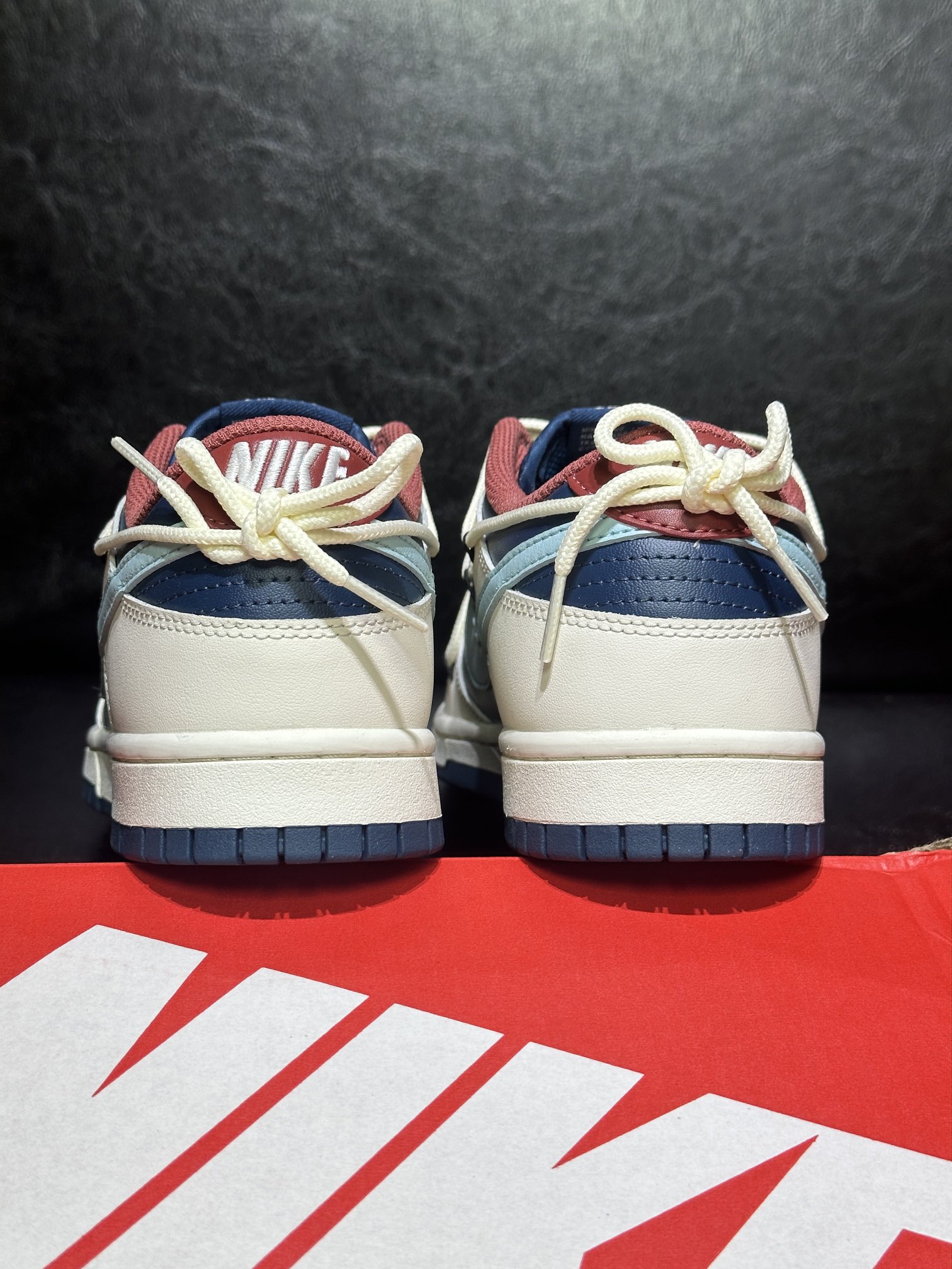 Nike Female Board Shoes L