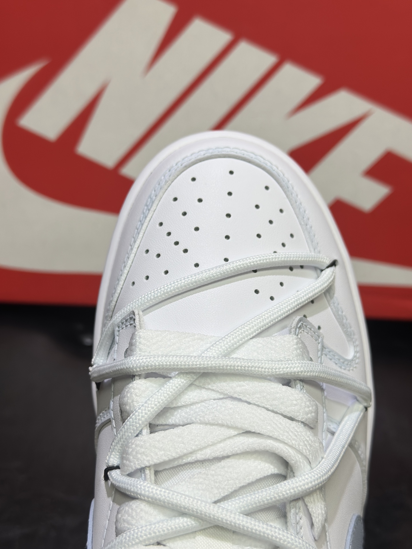 Nike Board Shoes L-s