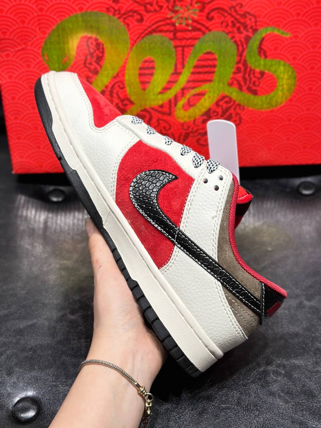 Jordan Nike Couple Basic Shoes