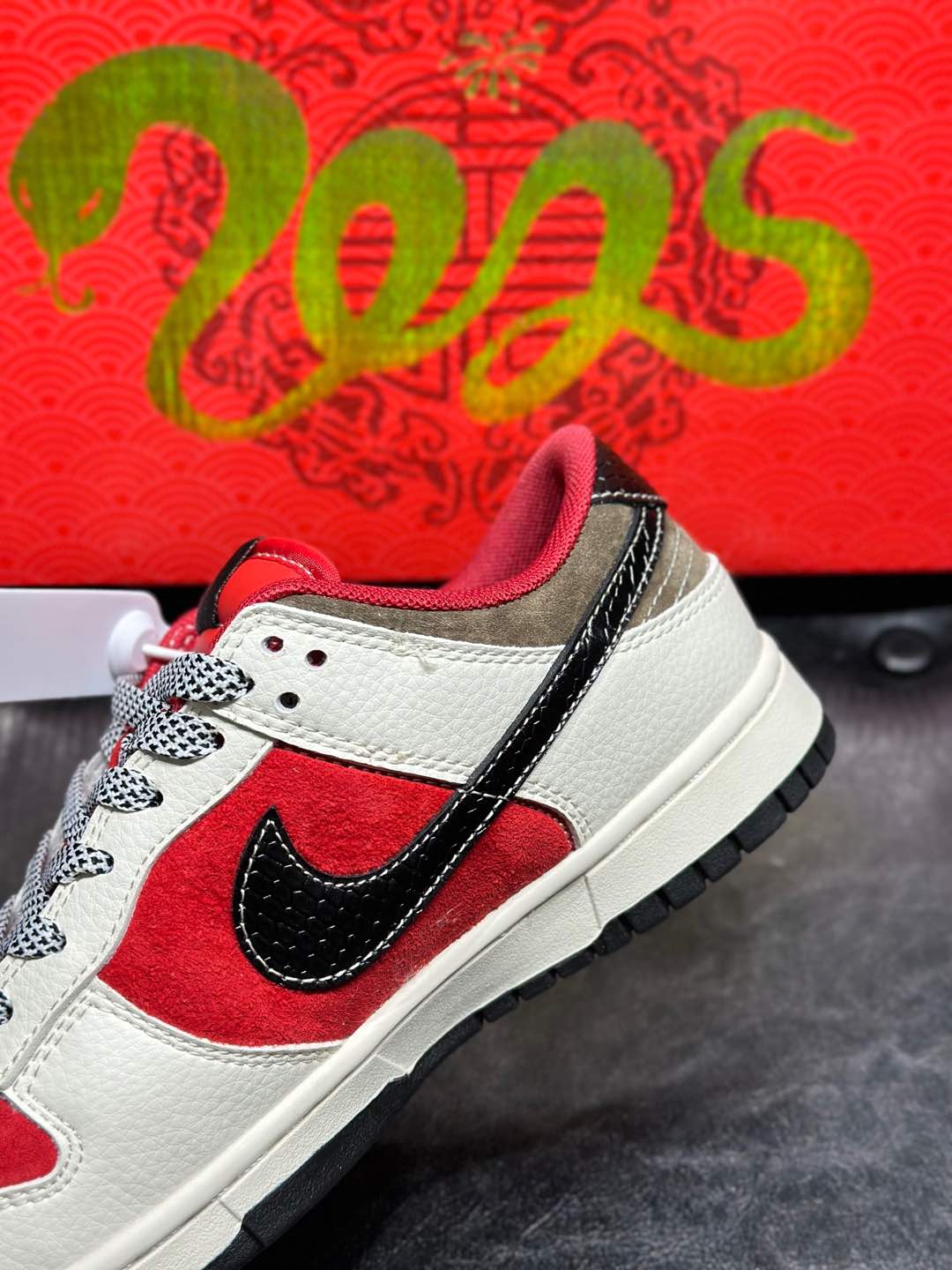 Jordan Nike Couple Basic Shoes
