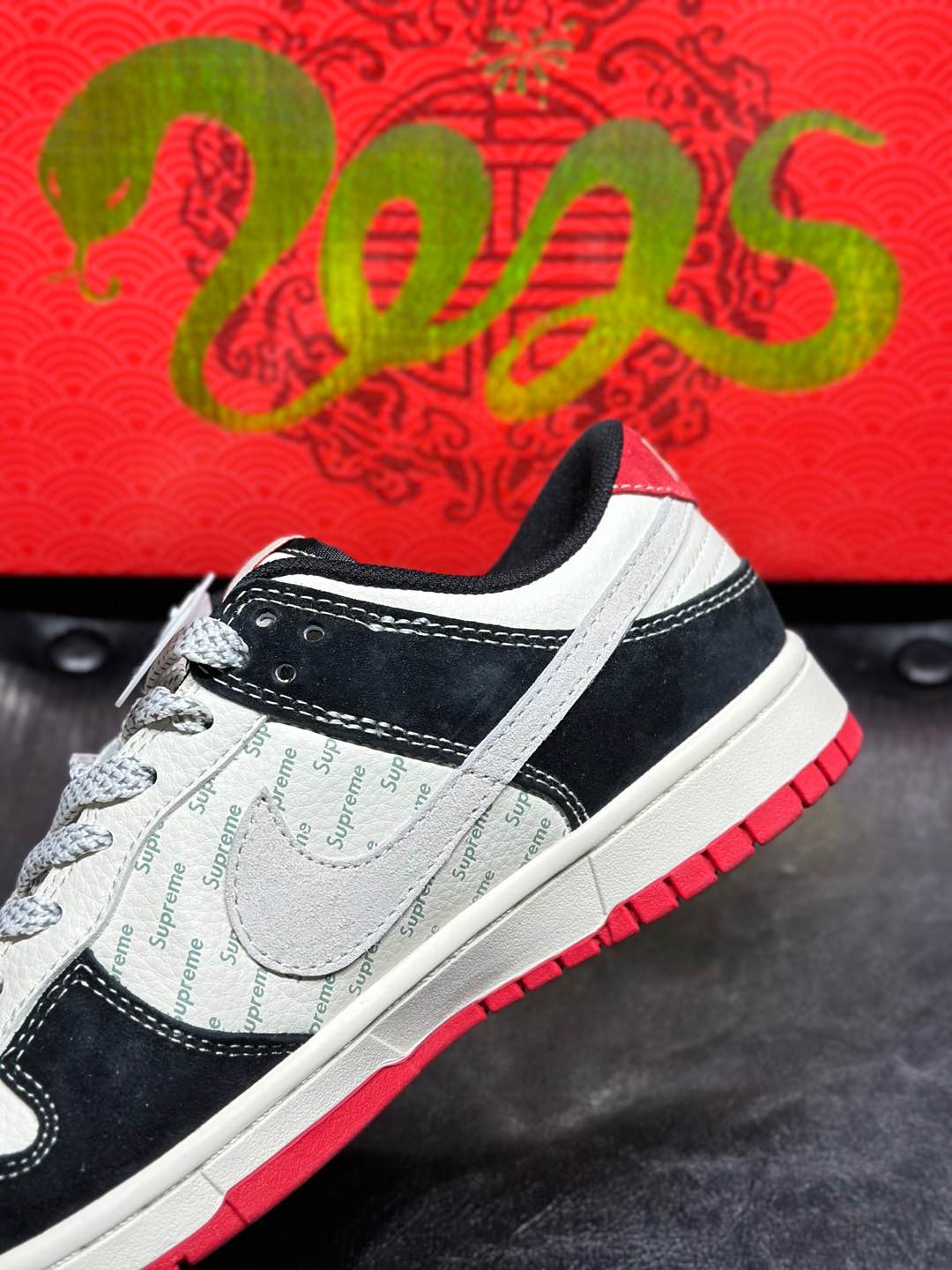 Jordan Nike Couple Basic Shoes
