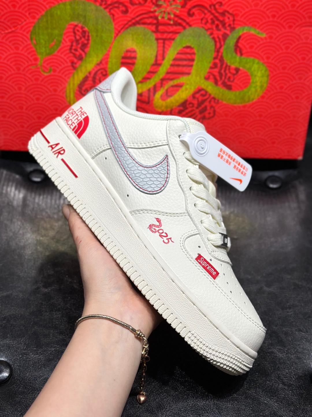 Couple Basic Shoes