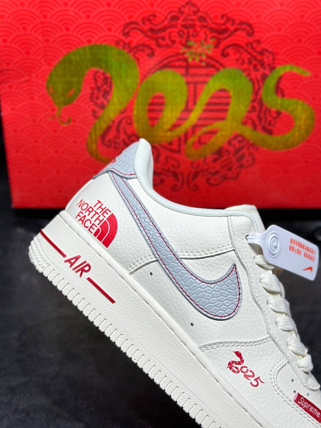 Couple Basic Shoes