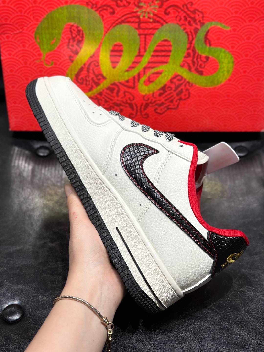 Couple Basic Shoes