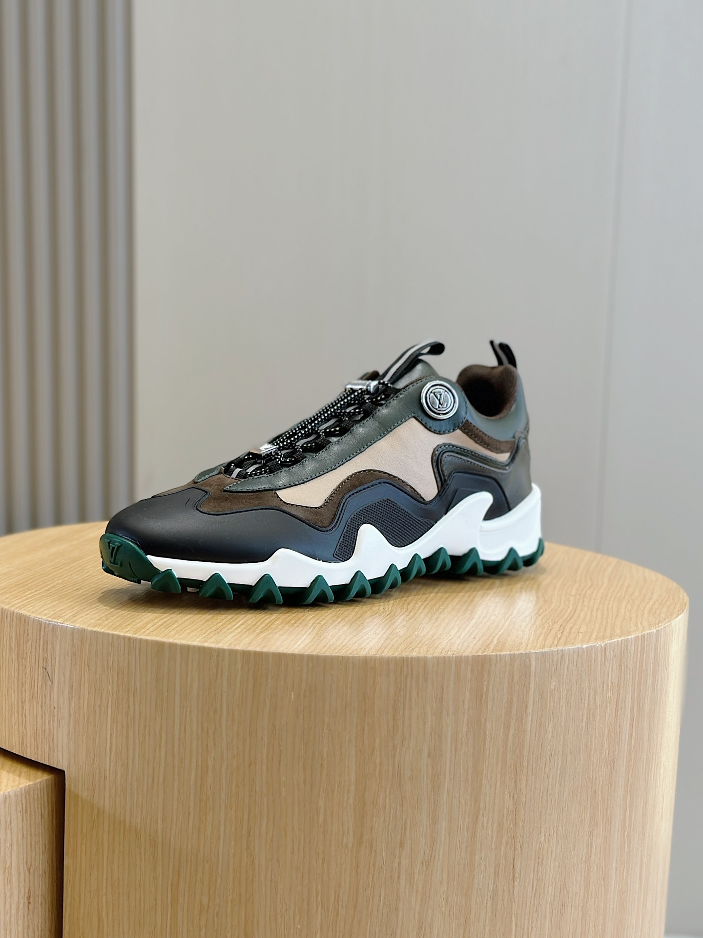 Louis Vuitton Male Running Shoes M-l-s