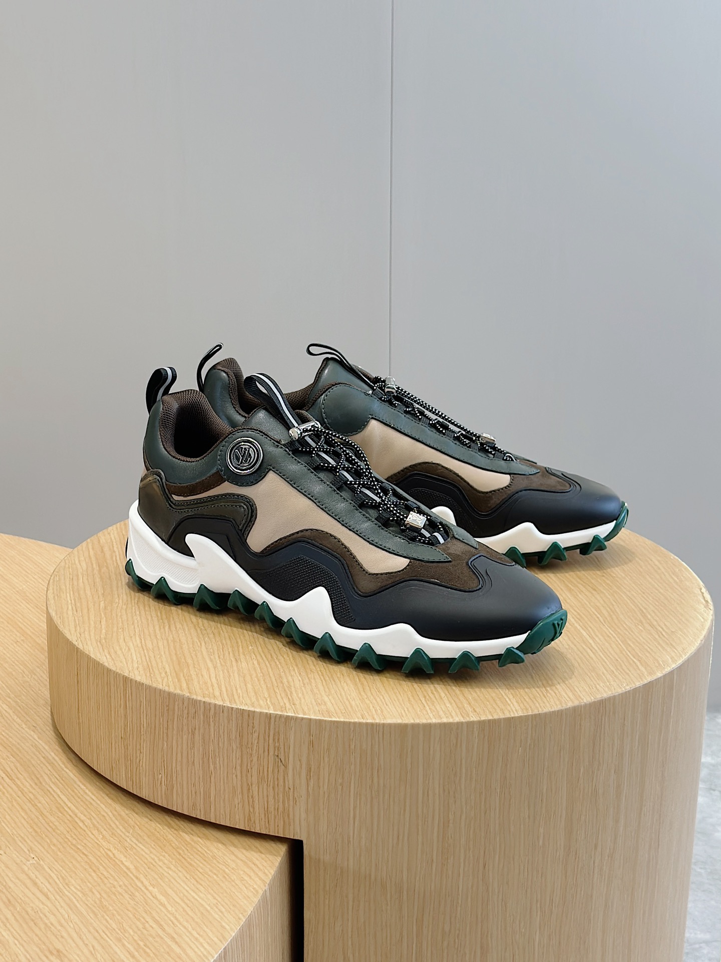 Louis Vuitton Male Running Shoes M-l-s
