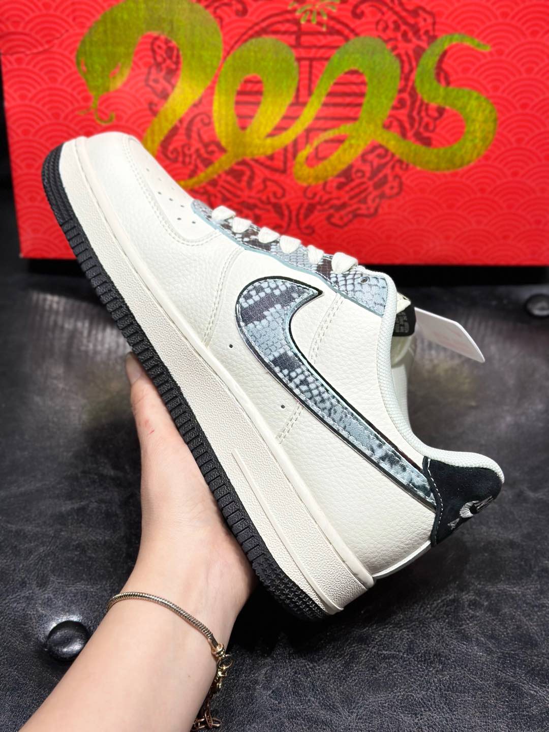 Couple Basic Shoes