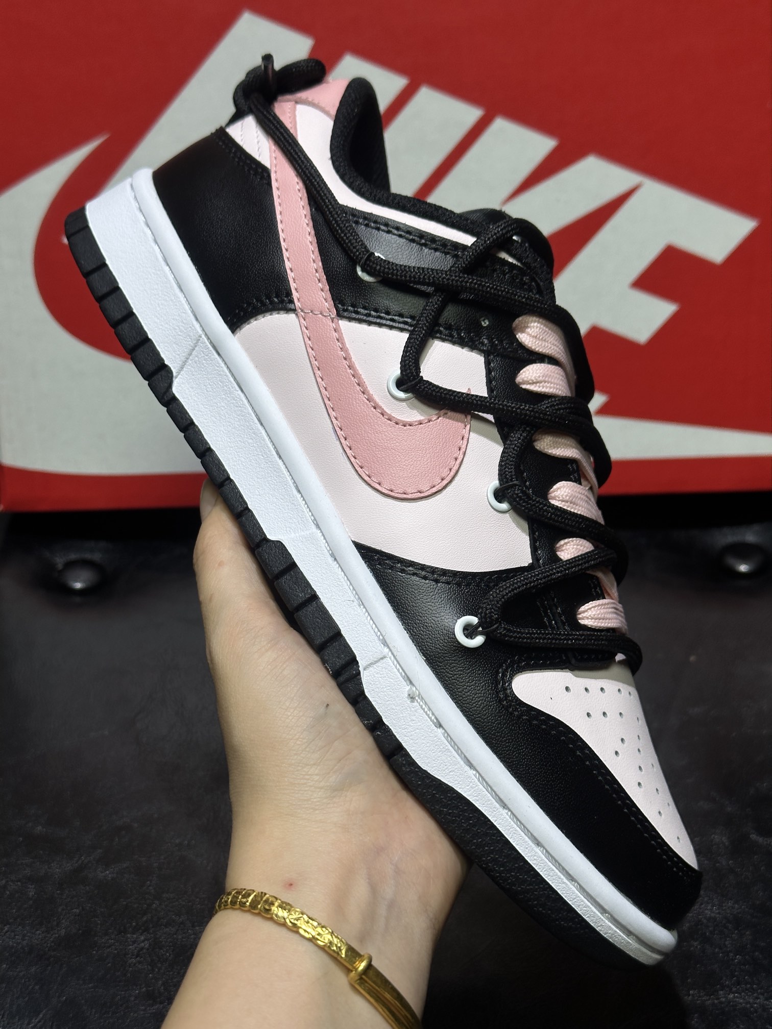 Nike Basic Shoes Black L