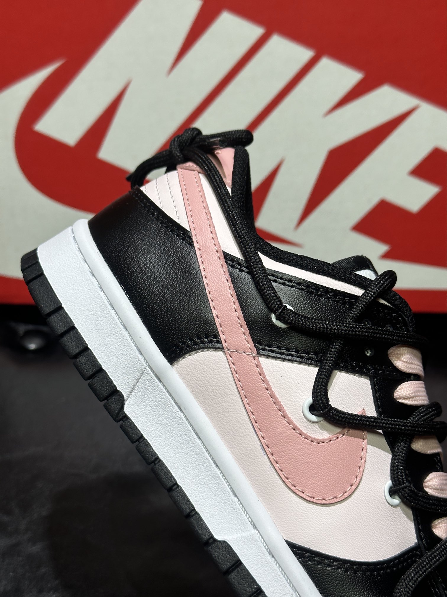 Nike Basic Shoes Black L