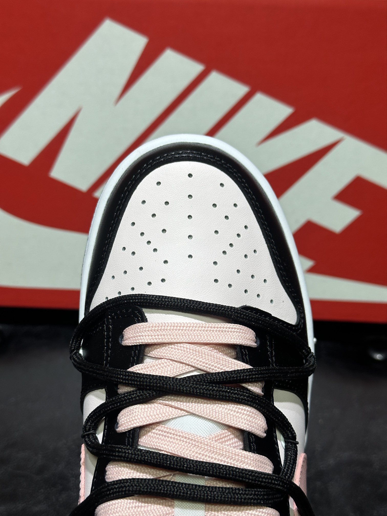 Nike Basic Shoes Black L