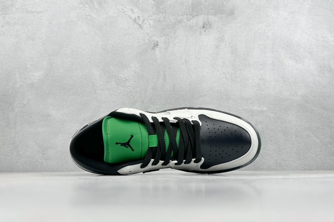 Jordan Nike Basic Shoes L