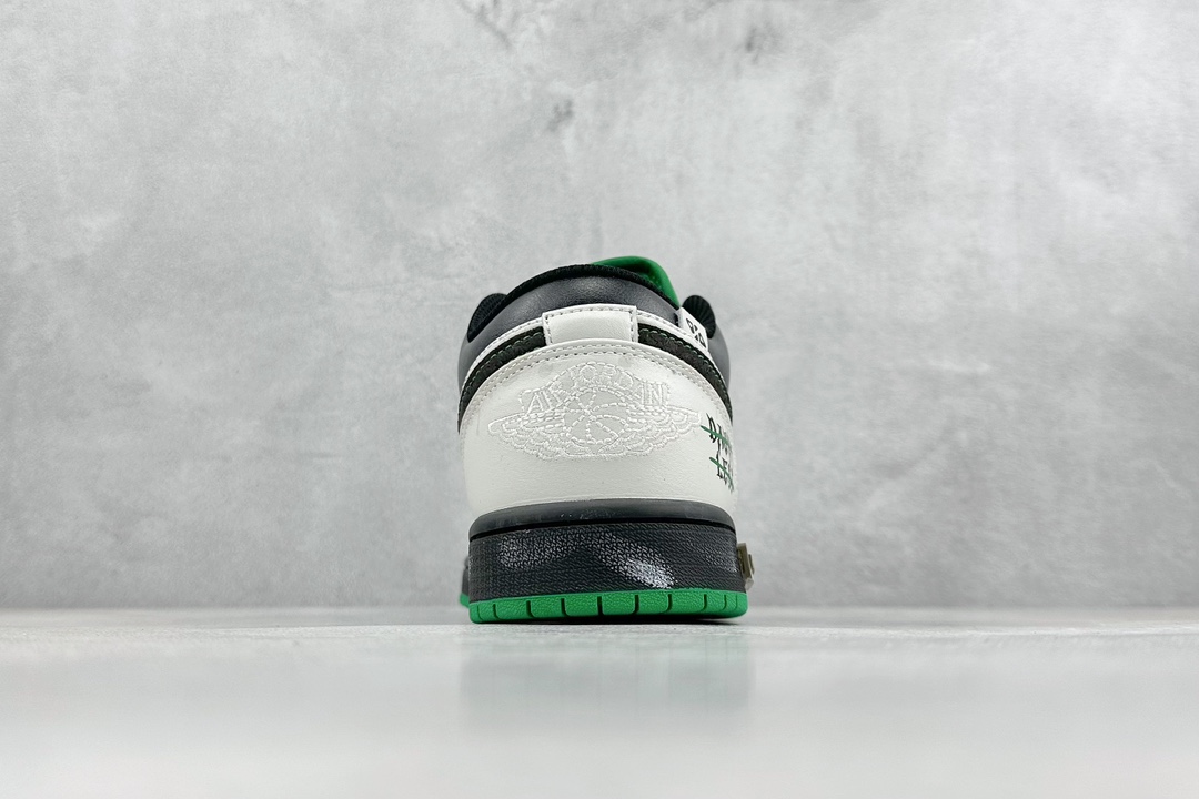 Jordan Nike Basic Shoes L