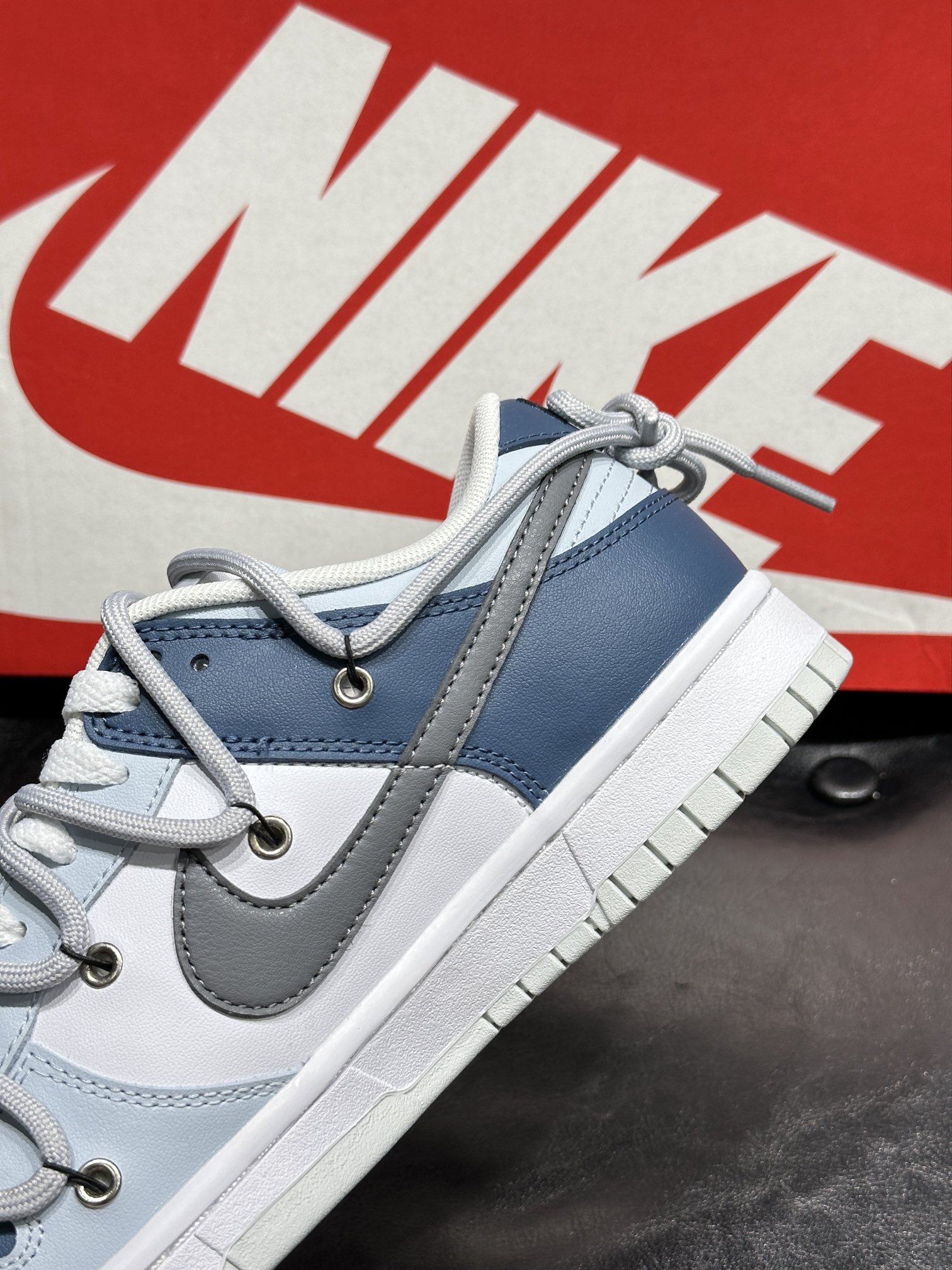 Nike Board Shoes L-s