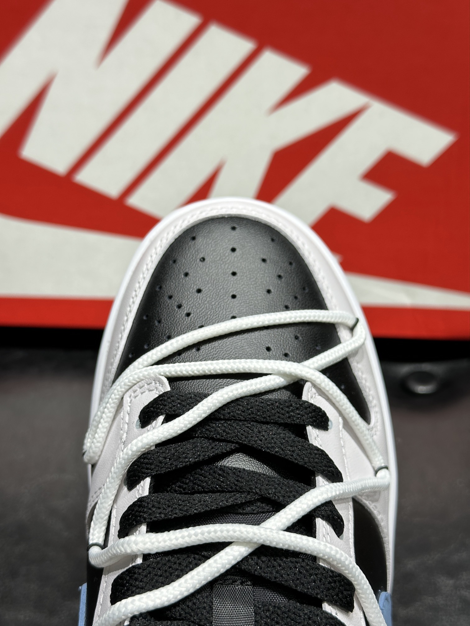 Nike Board Shoes L