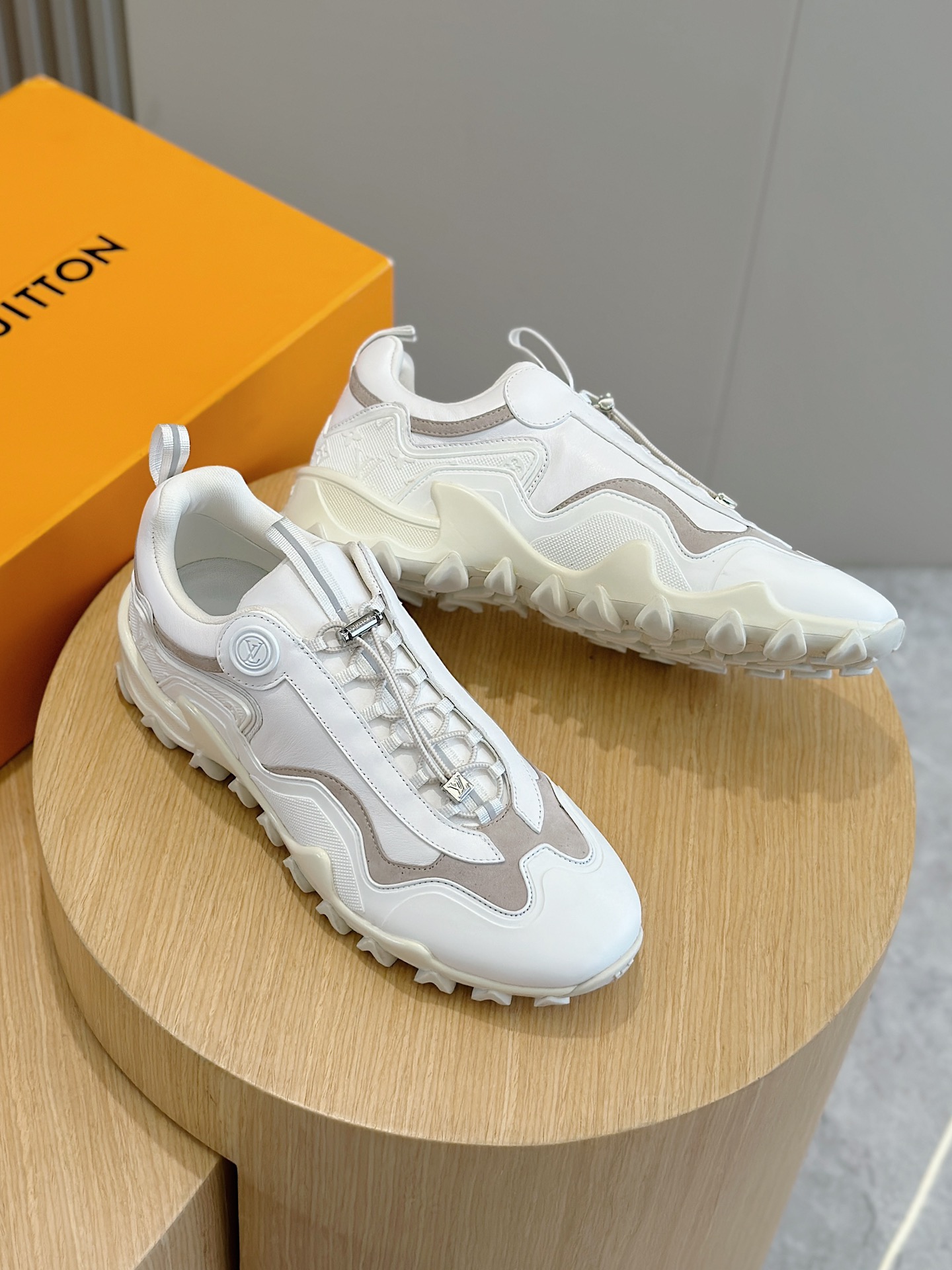 Louis Vuitton Male Running Shoes M-l-s